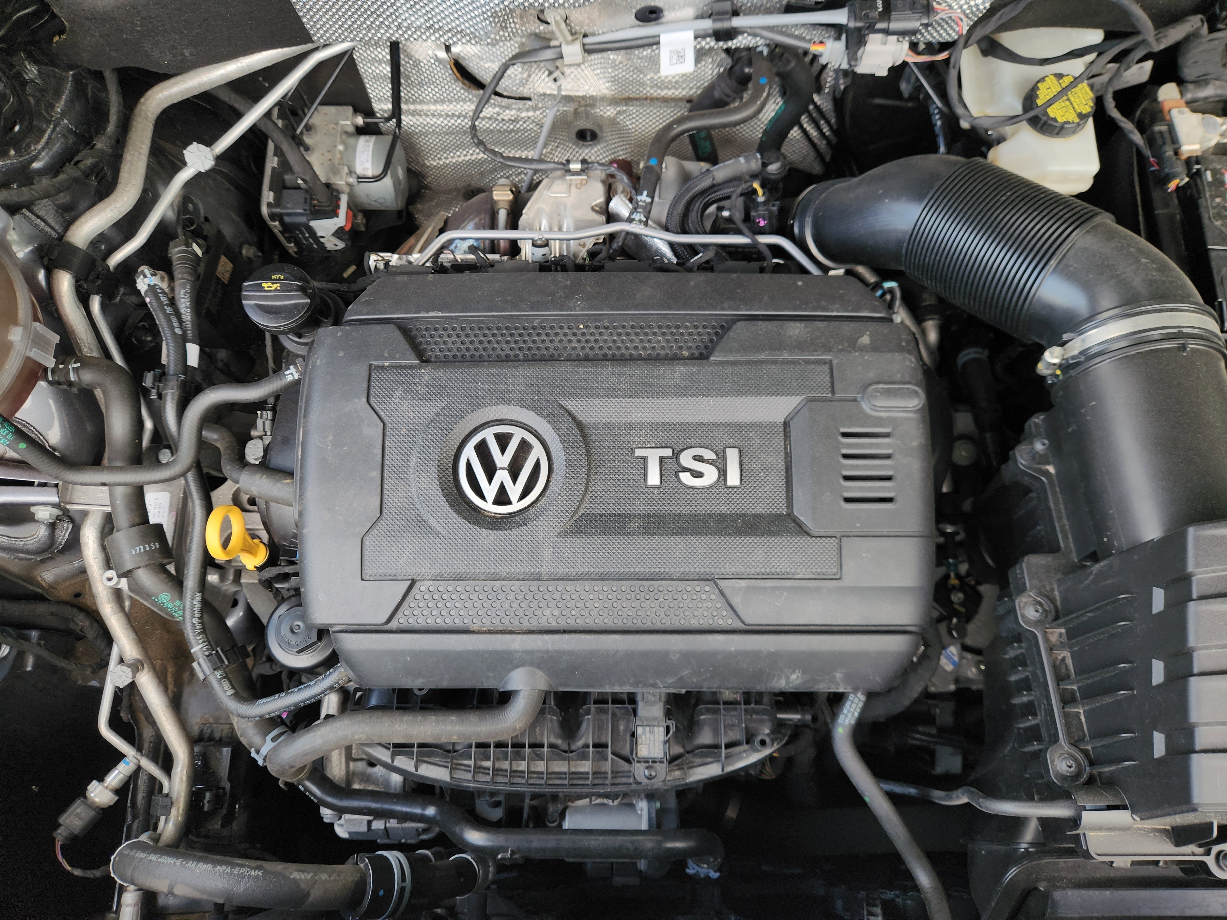 2023 Volkswagen Atlas Cross Sport 2.0T SE w/Technology