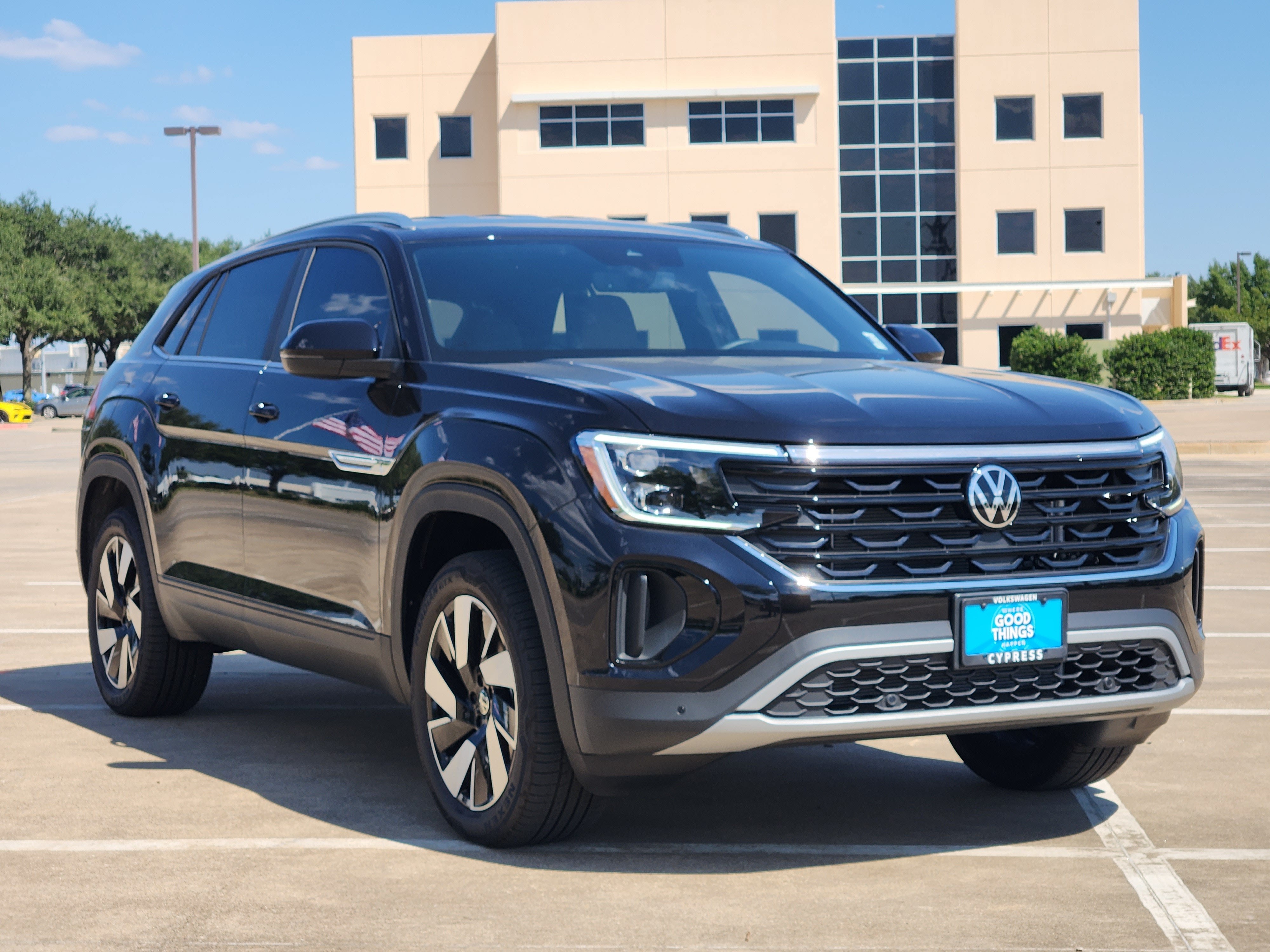 2026 Volkswagen Atlas Cross Sport 2.0T SE w/Technology