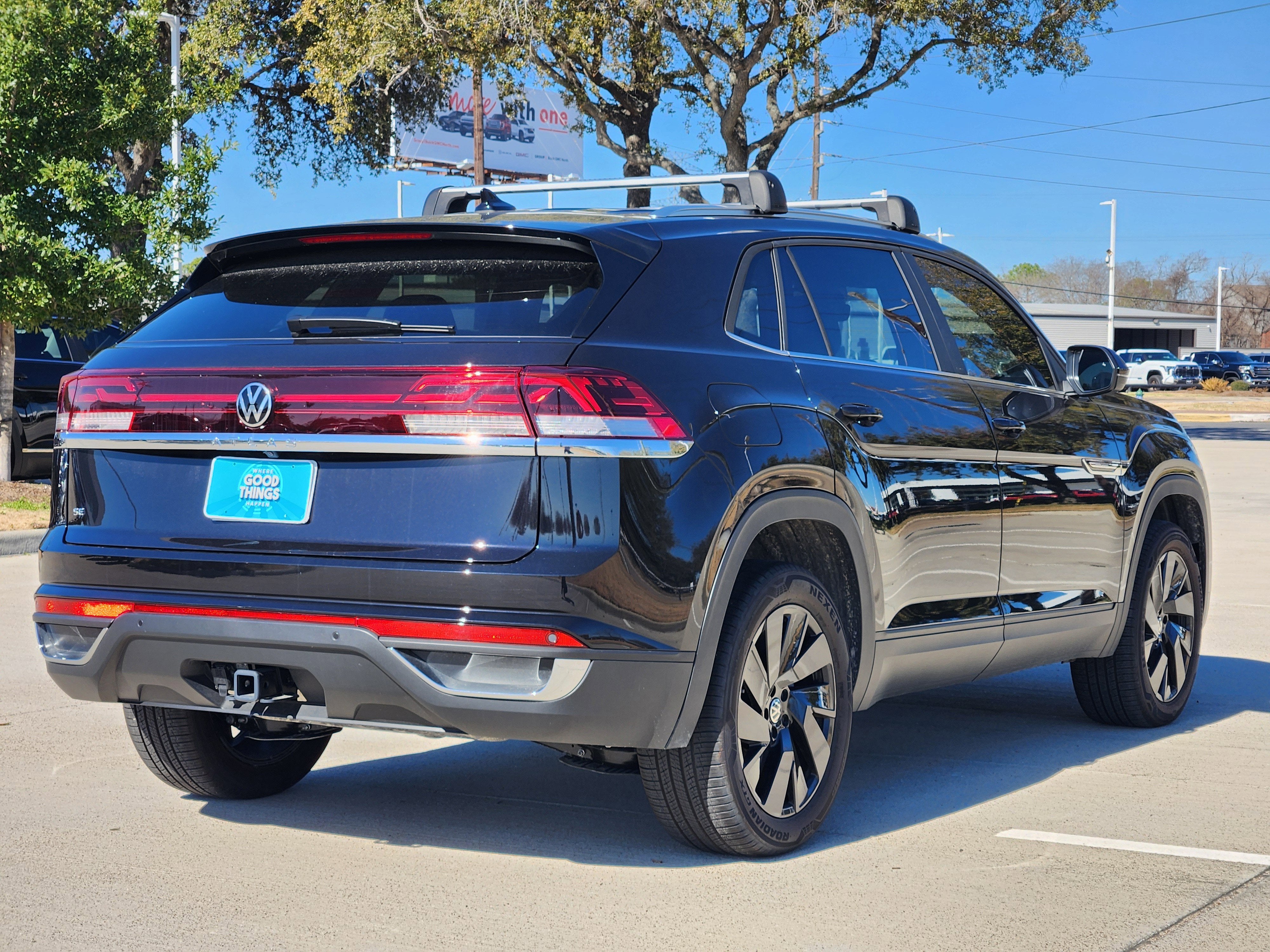 2026 Volkswagen Atlas Cross Sport 2.0T SE w/Technology