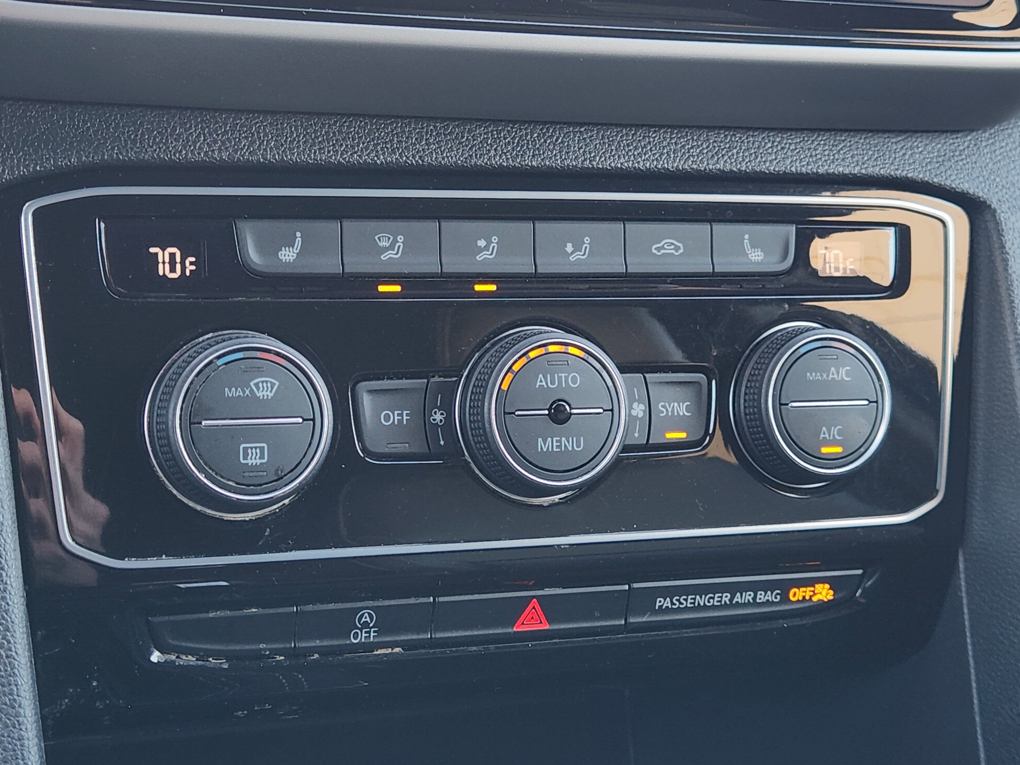 2023 Volkswagen Atlas Cross Sport 3.6L V6 SE w/Technology