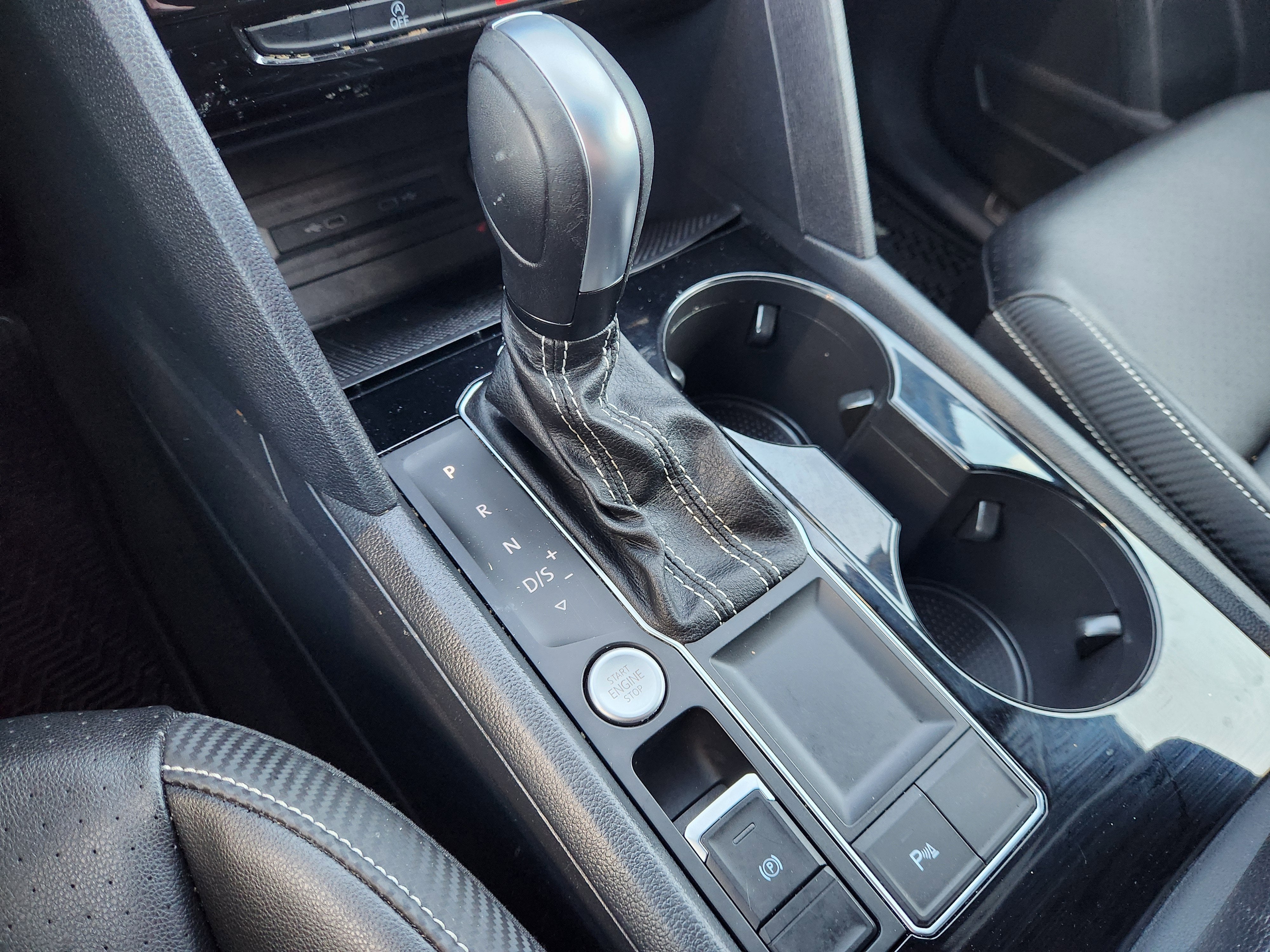 2023 Volkswagen Atlas Cross Sport 3.6L V6 SE w/Technology