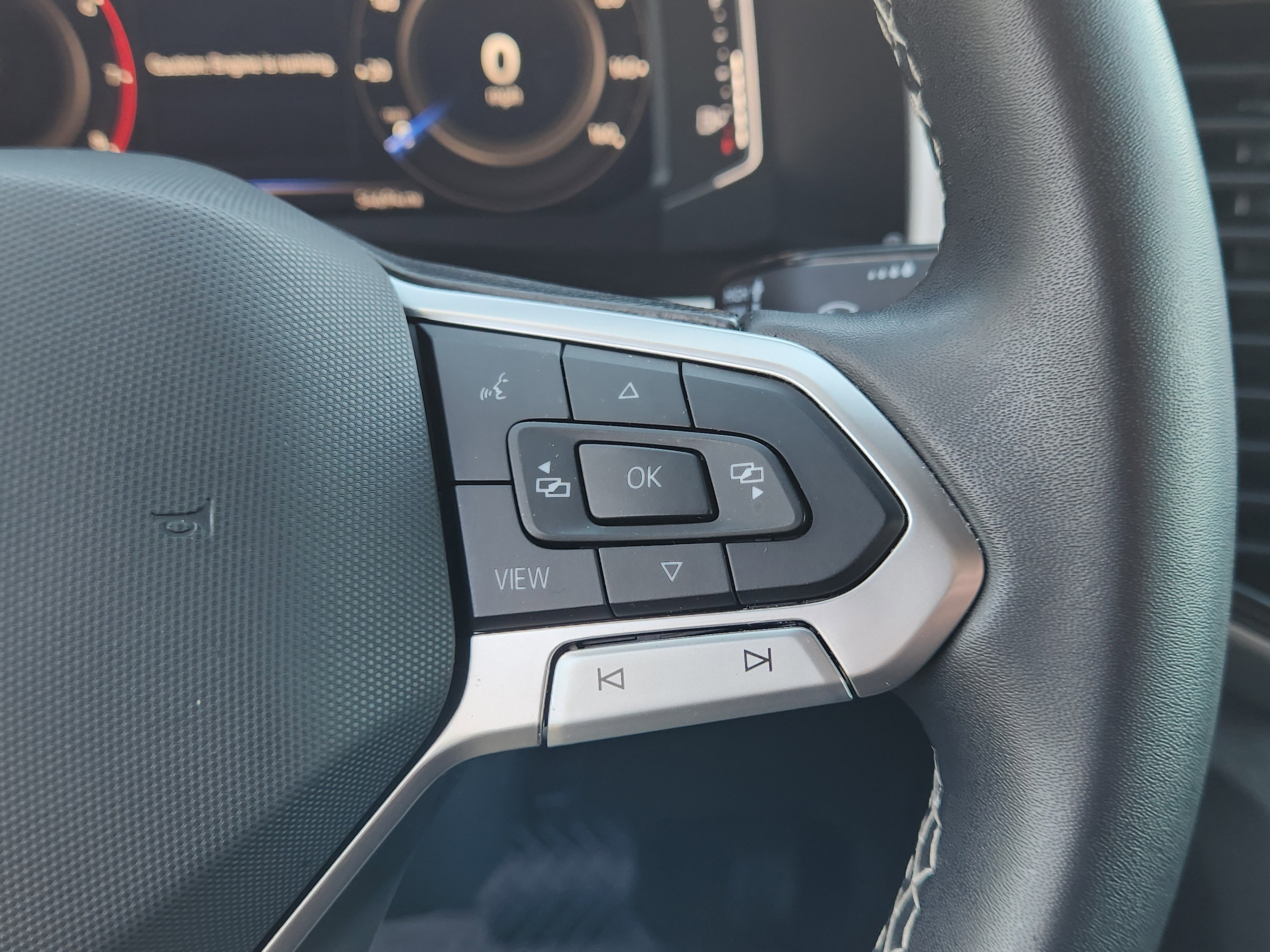 2023 Volkswagen Atlas Cross Sport 3.6L V6 SE w/Technology