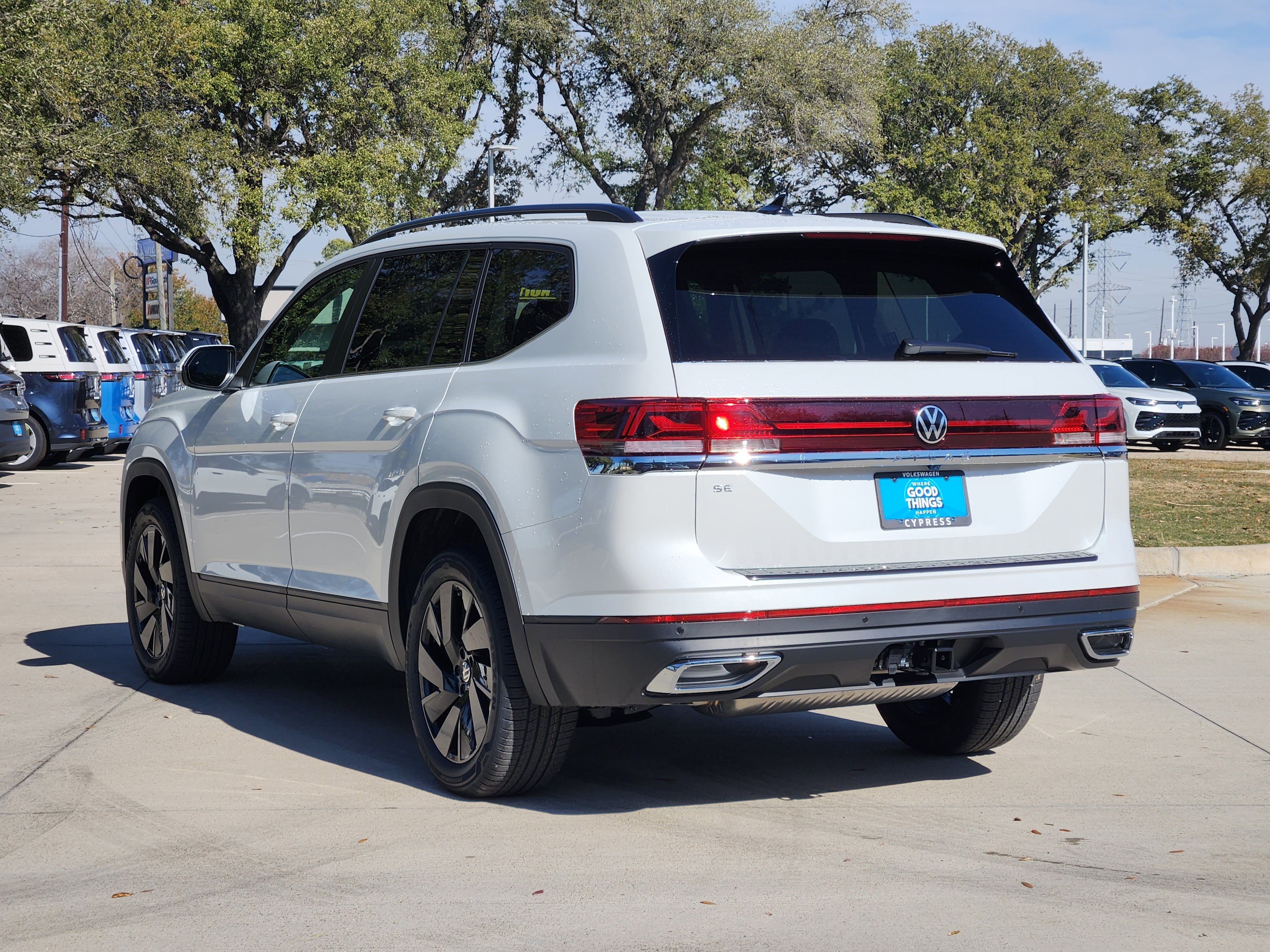 2026 Volkswagen Atlas 2.0T SE w/Technology