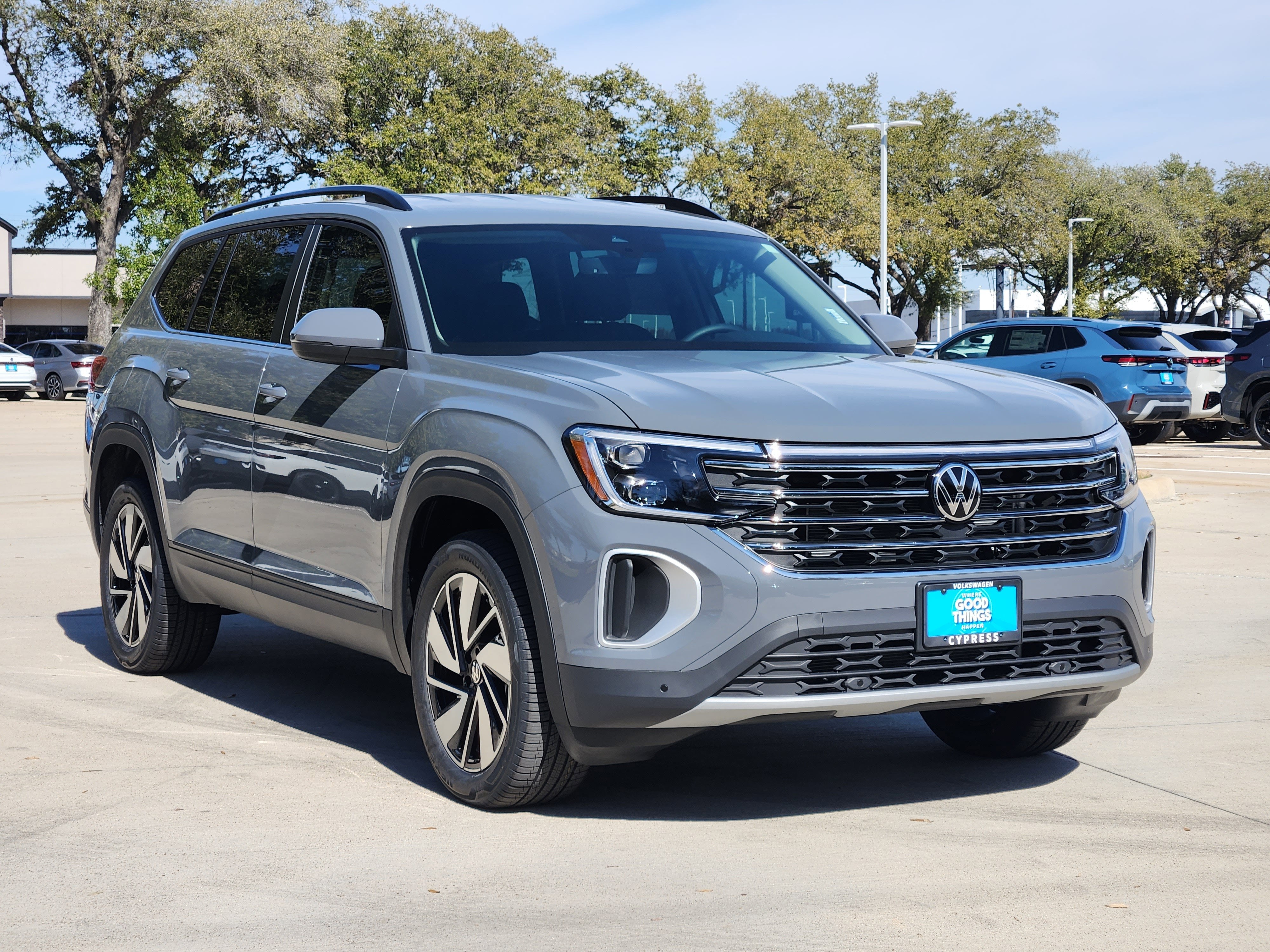 2026 Volkswagen Atlas 2.0T SE w/Technology