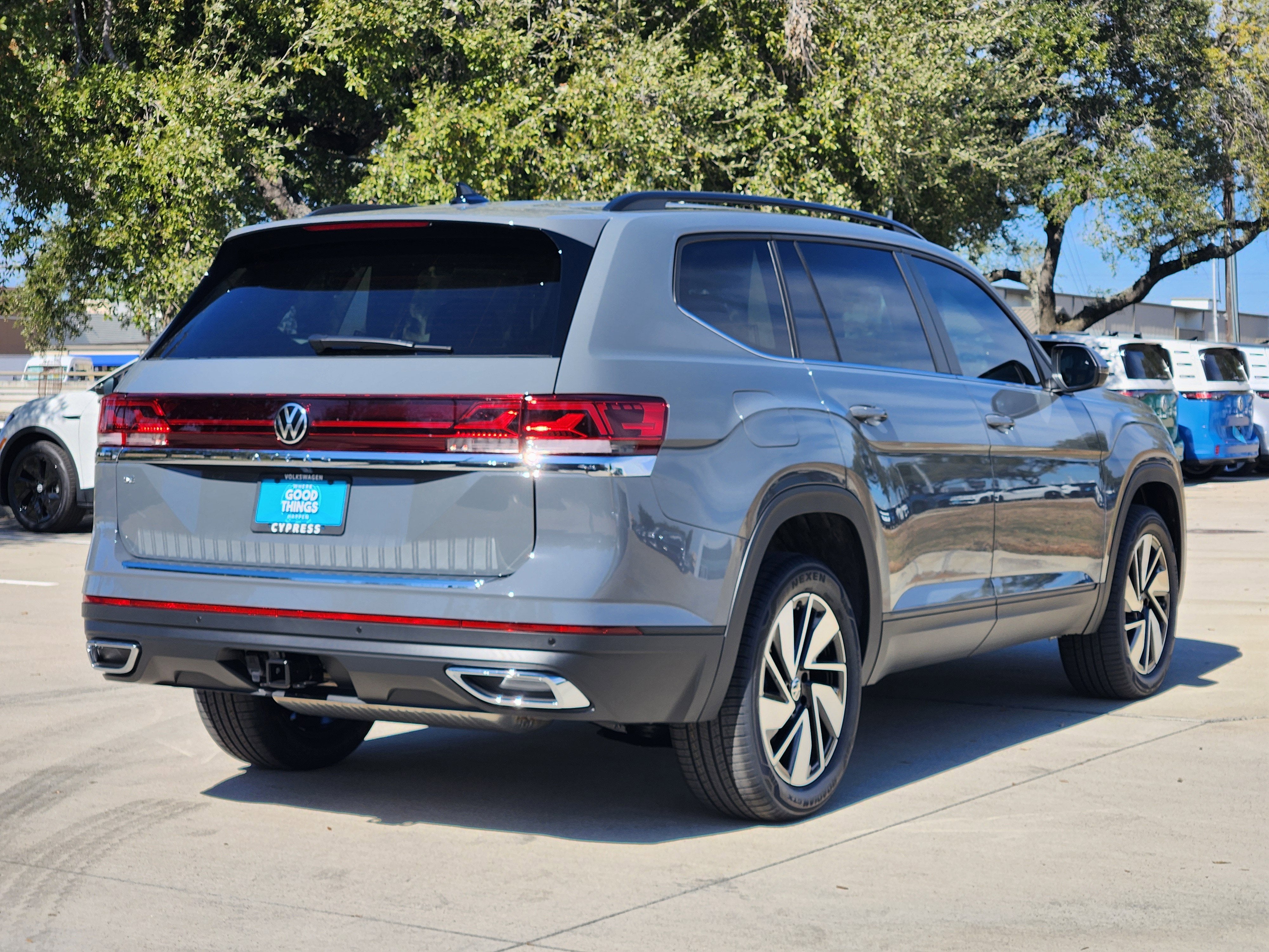 2026 Volkswagen Atlas 2.0T SE w/Technology