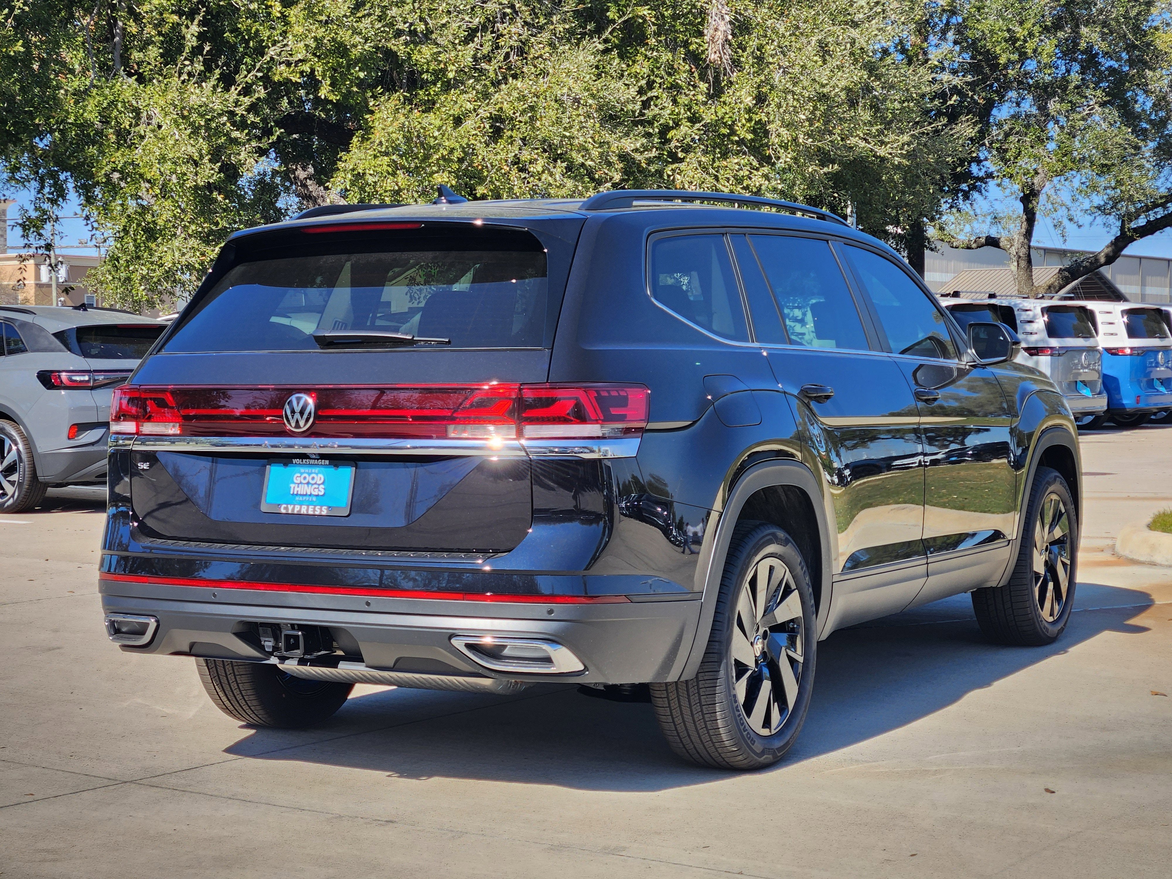 2026 Volkswagen Atlas 2.0T SE w/Technology