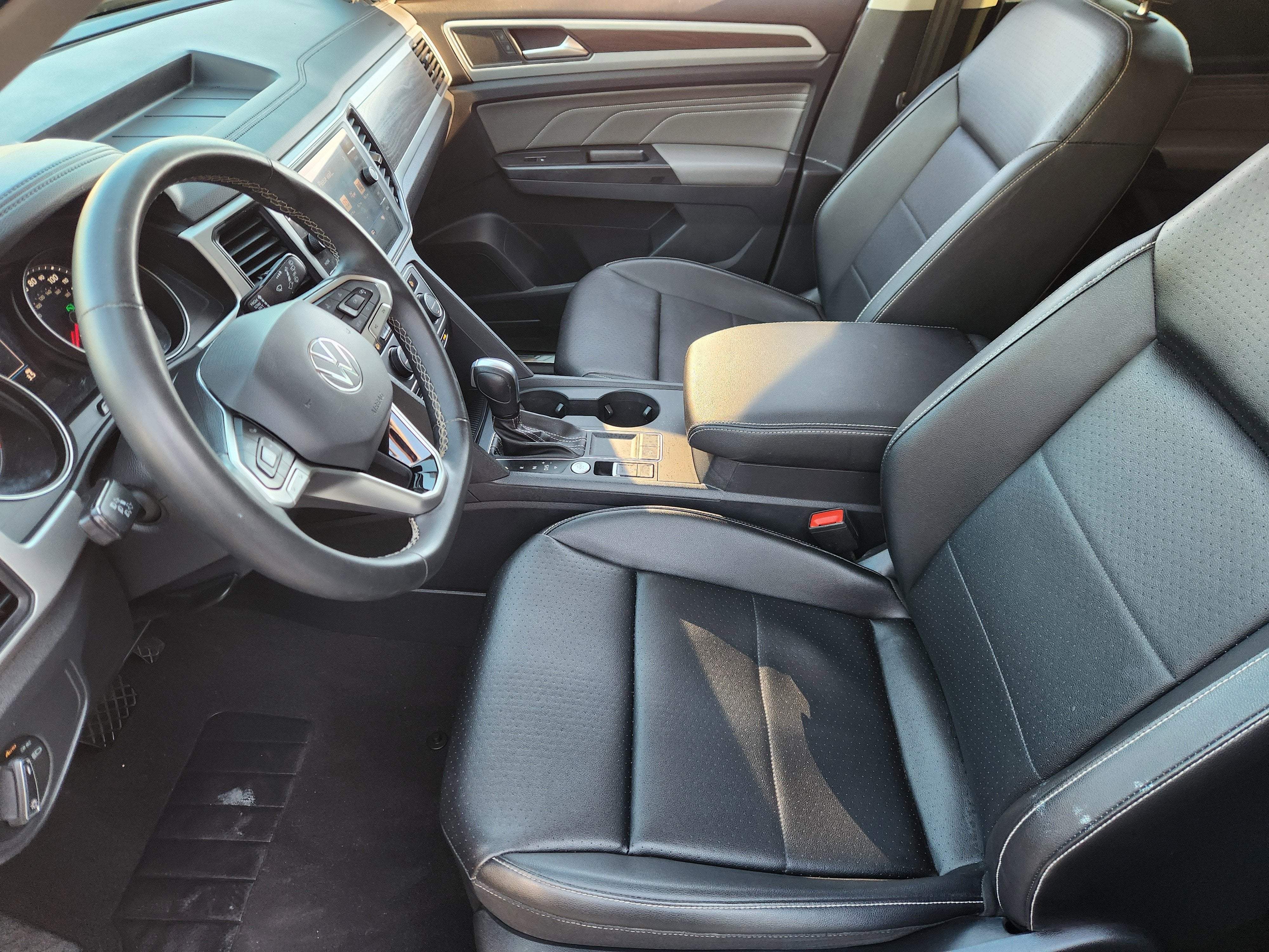 2021 Volkswagen Atlas 2.0T SE w/Technology