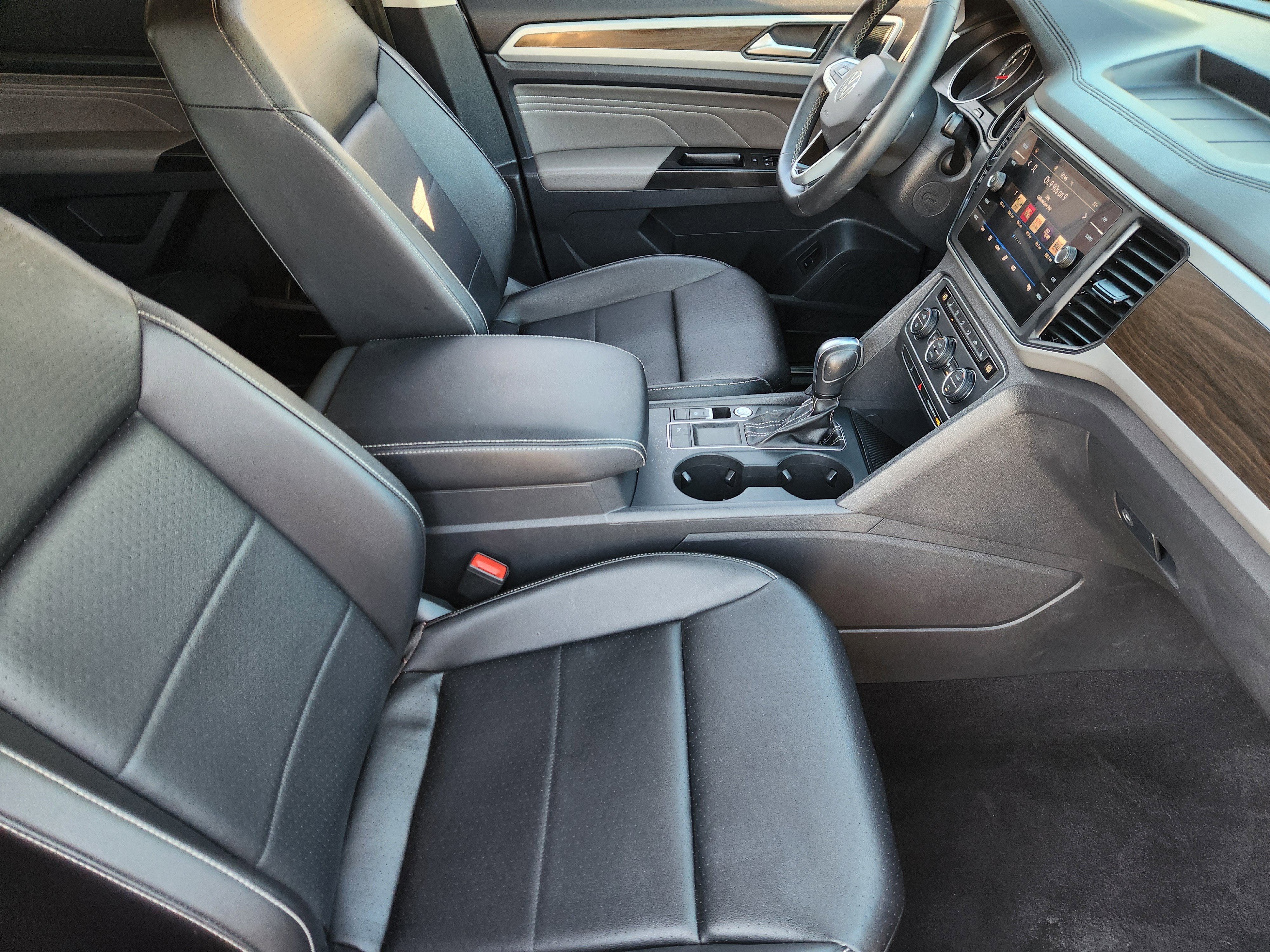 2021 Volkswagen Atlas 2.0T SE w/Technology