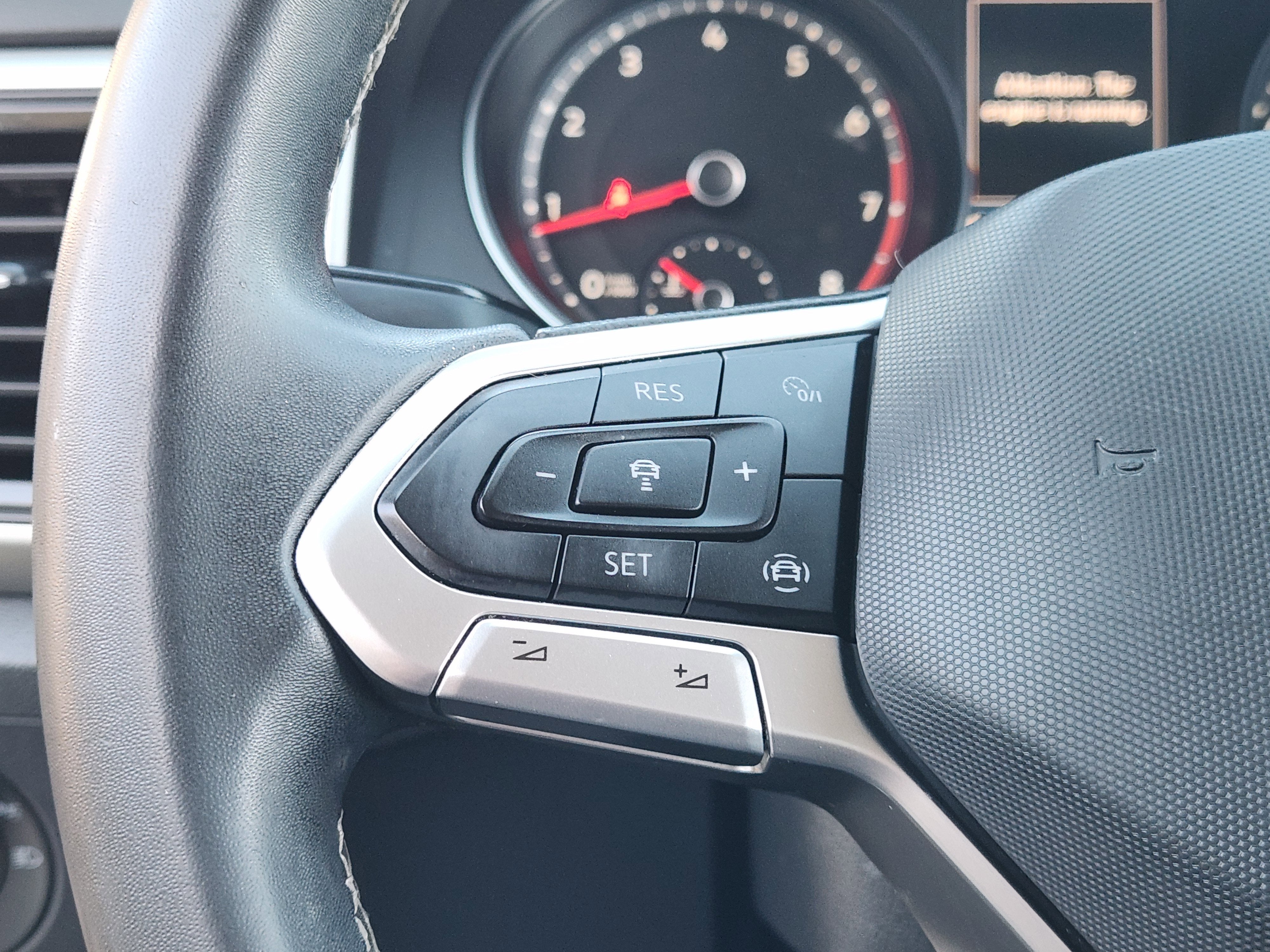 2021 Volkswagen Atlas 2.0T SE w/Technology