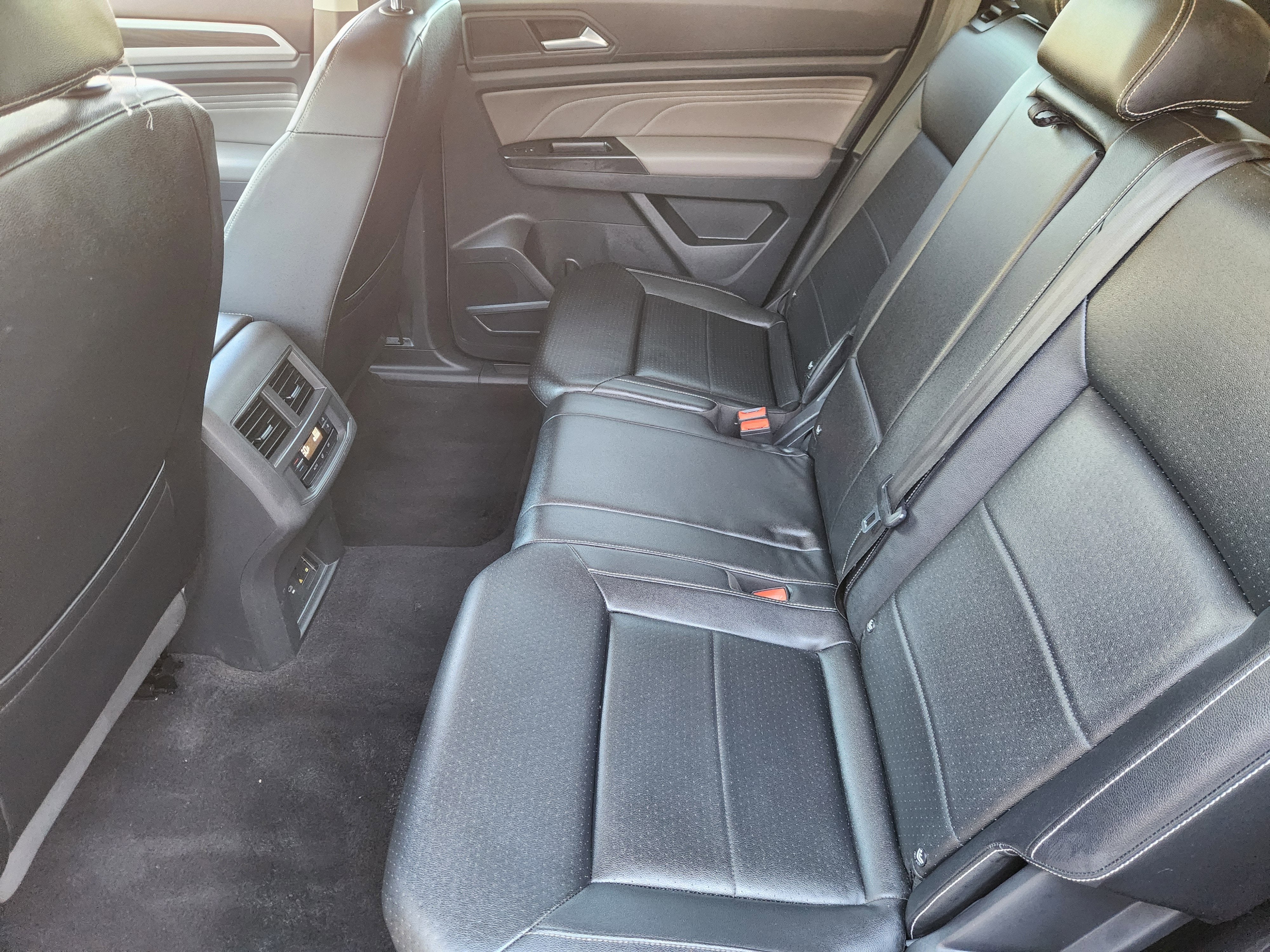 2021 Volkswagen Atlas 2.0T SE w/Technology