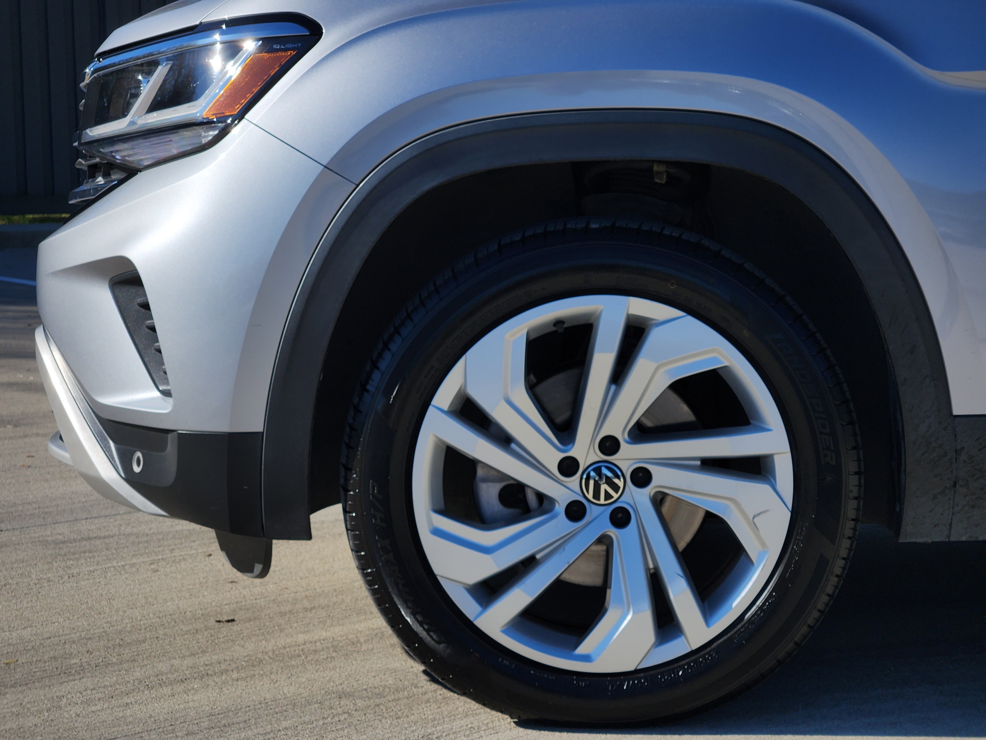 2021 Volkswagen Atlas 2.0T SE w/Technology