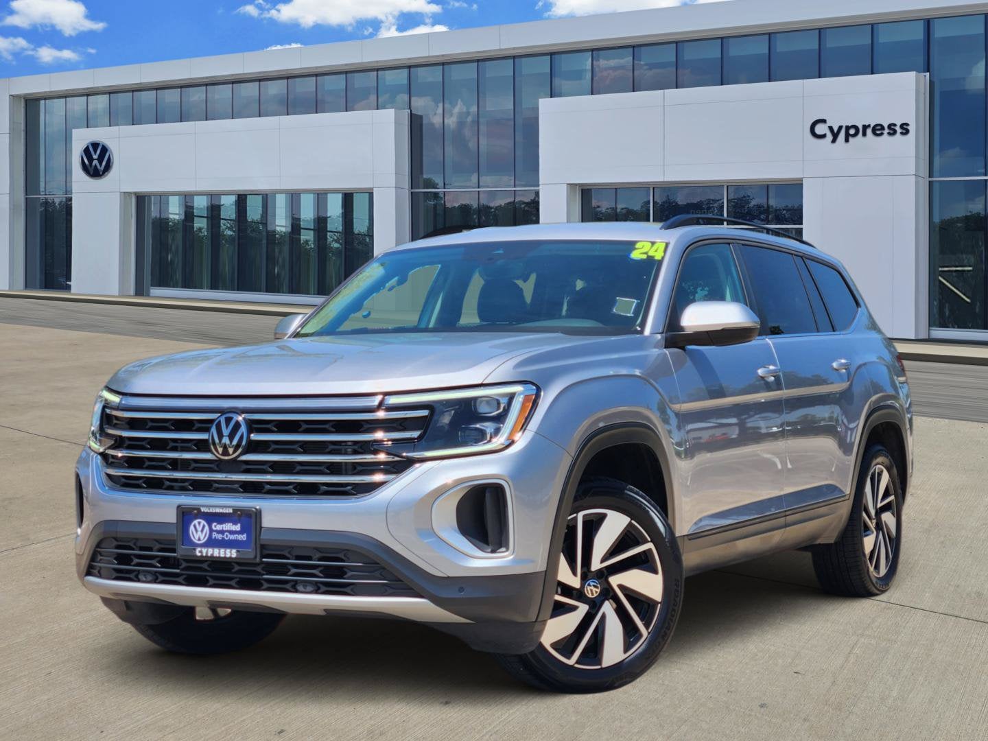 2024 Volkswagen Atlas 2.0T SE w/Technology