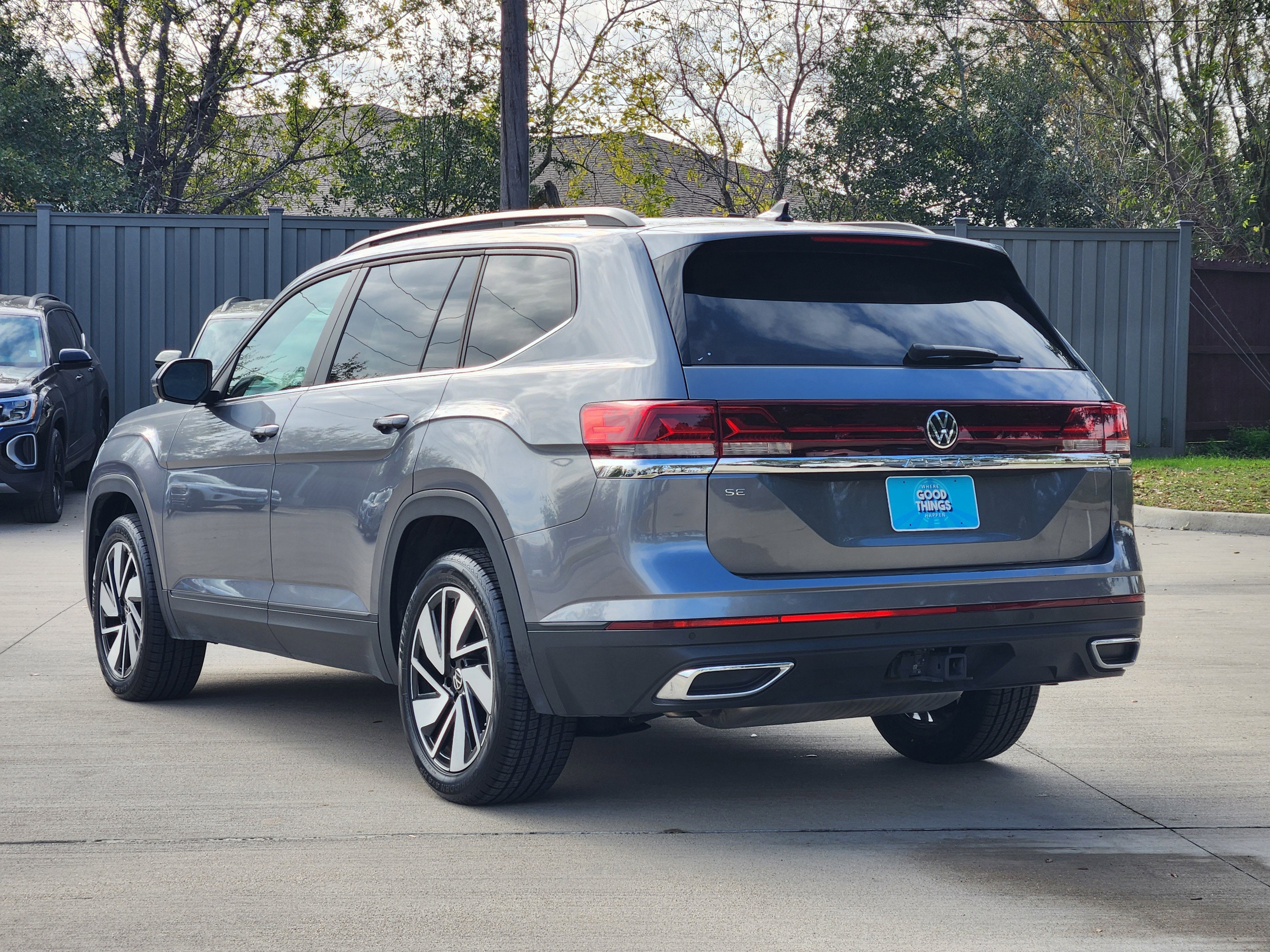 2025 Volkswagen Atlas 2.0T SE w/Technology