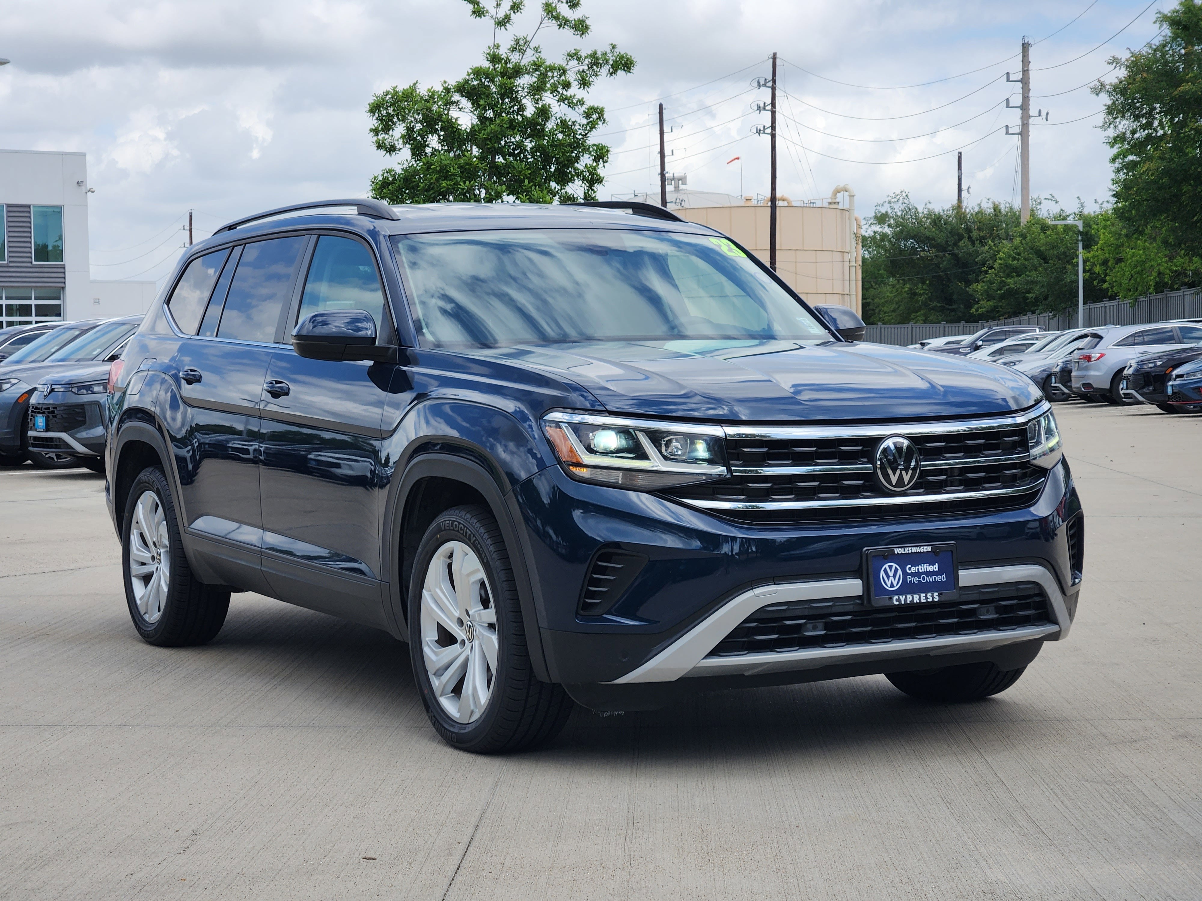 2023 Volkswagen Atlas 3.6L V6 SE w/Technology