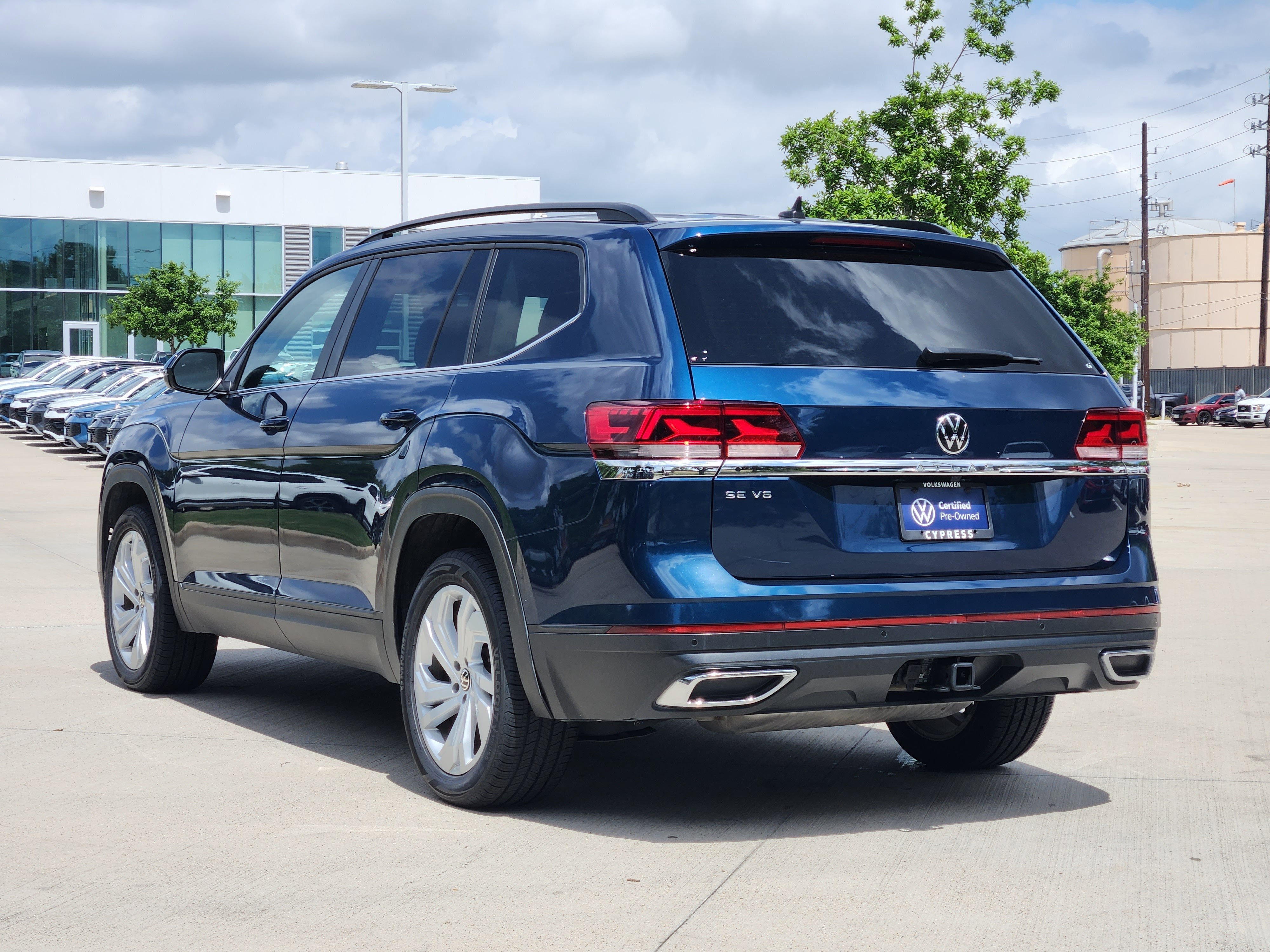 2023 Volkswagen Atlas 3.6L V6 SE w/Technology