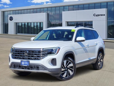 2025 Volkswagen Atlas 2.0T SE w/Technology