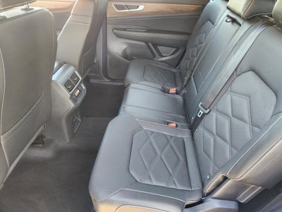 2025 Volkswagen Atlas 2.0T SE w/Technology