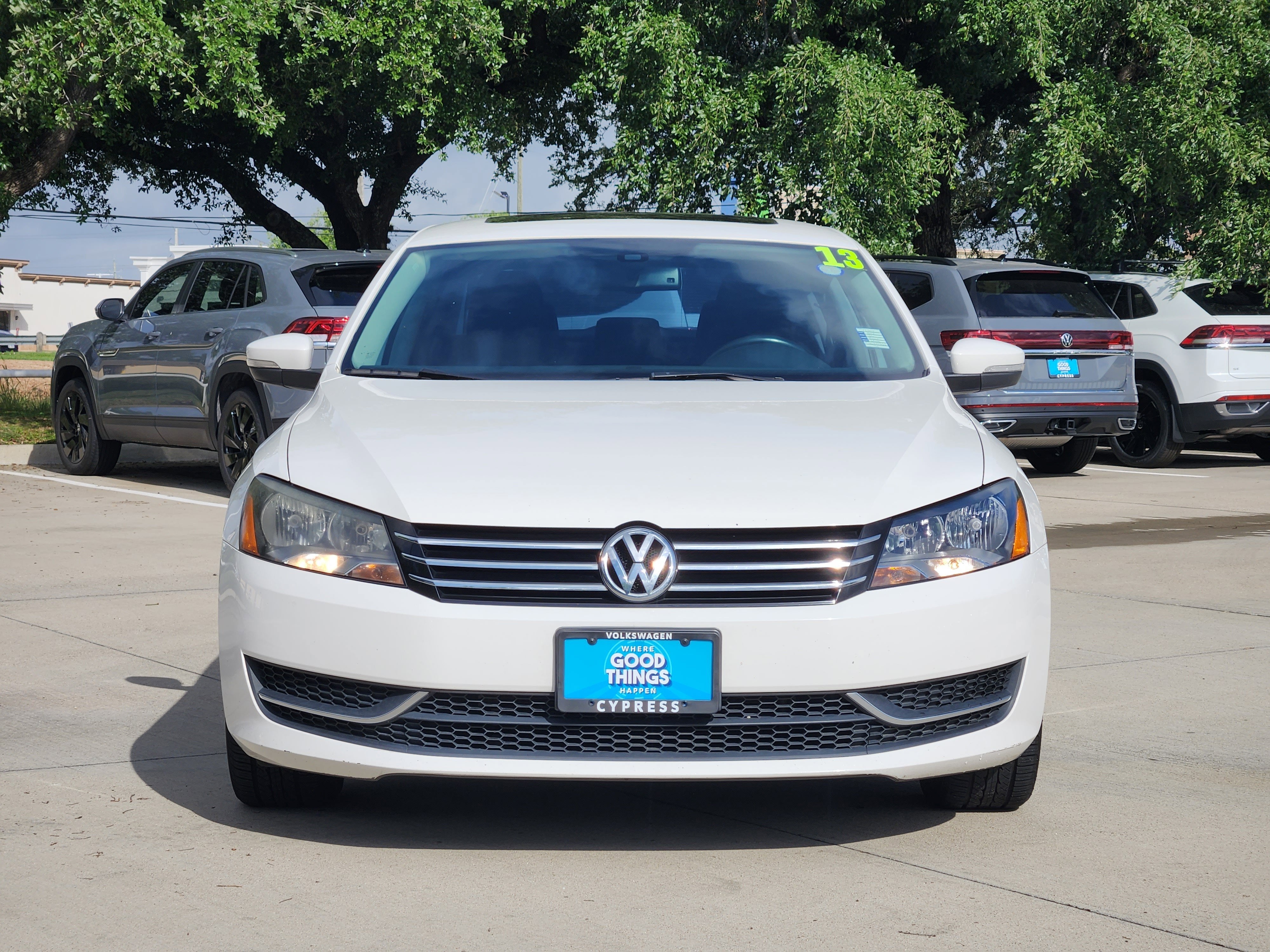 2013 Volkswagen Passat Base