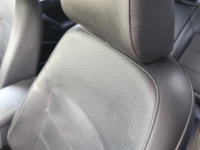 2013 Volkswagen Passat Base