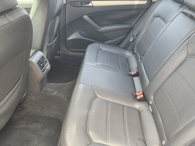 2013 Volkswagen Passat Base