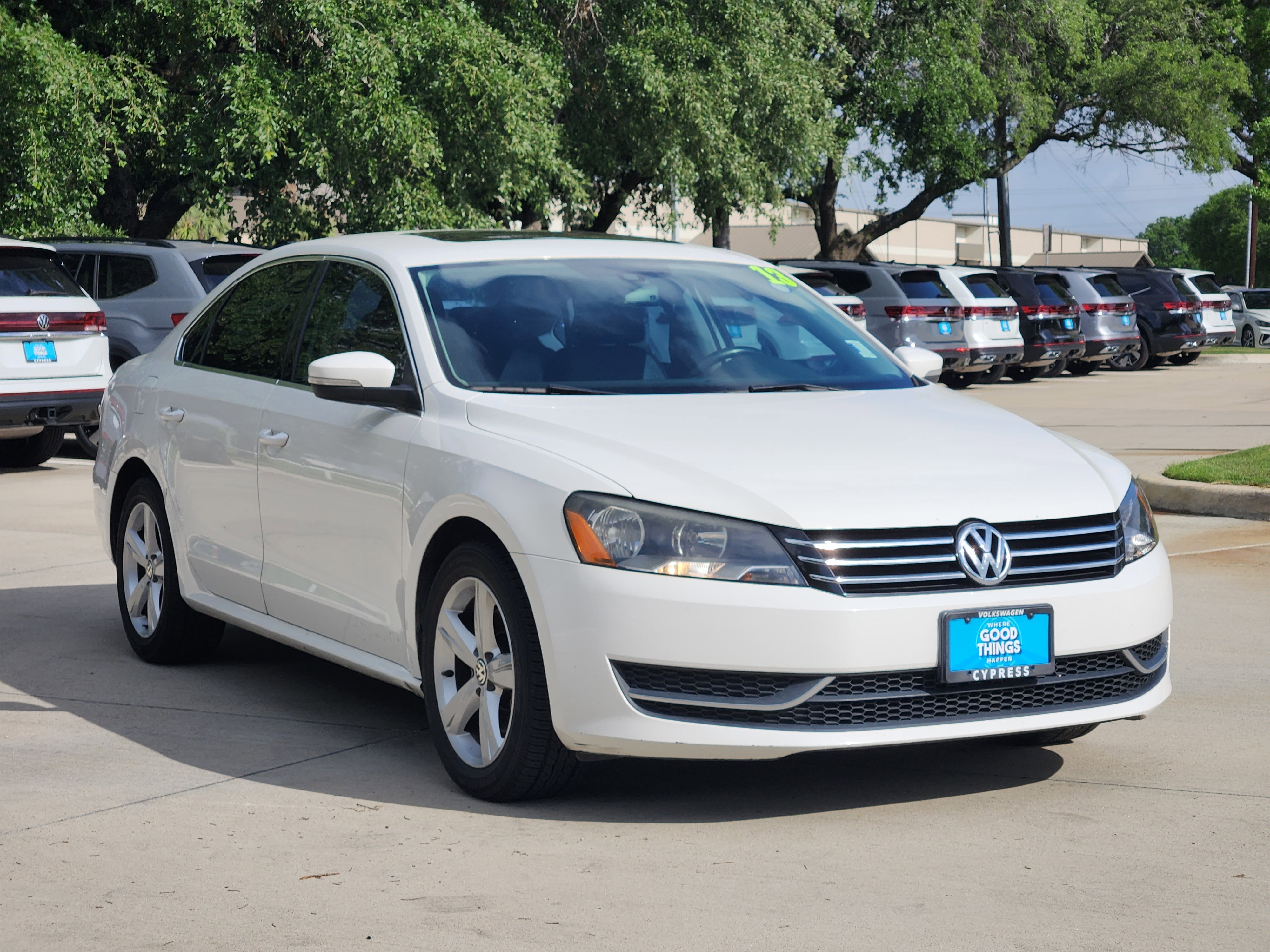 2013 Volkswagen Passat Base