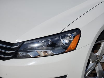 2013 Volkswagen Passat Base