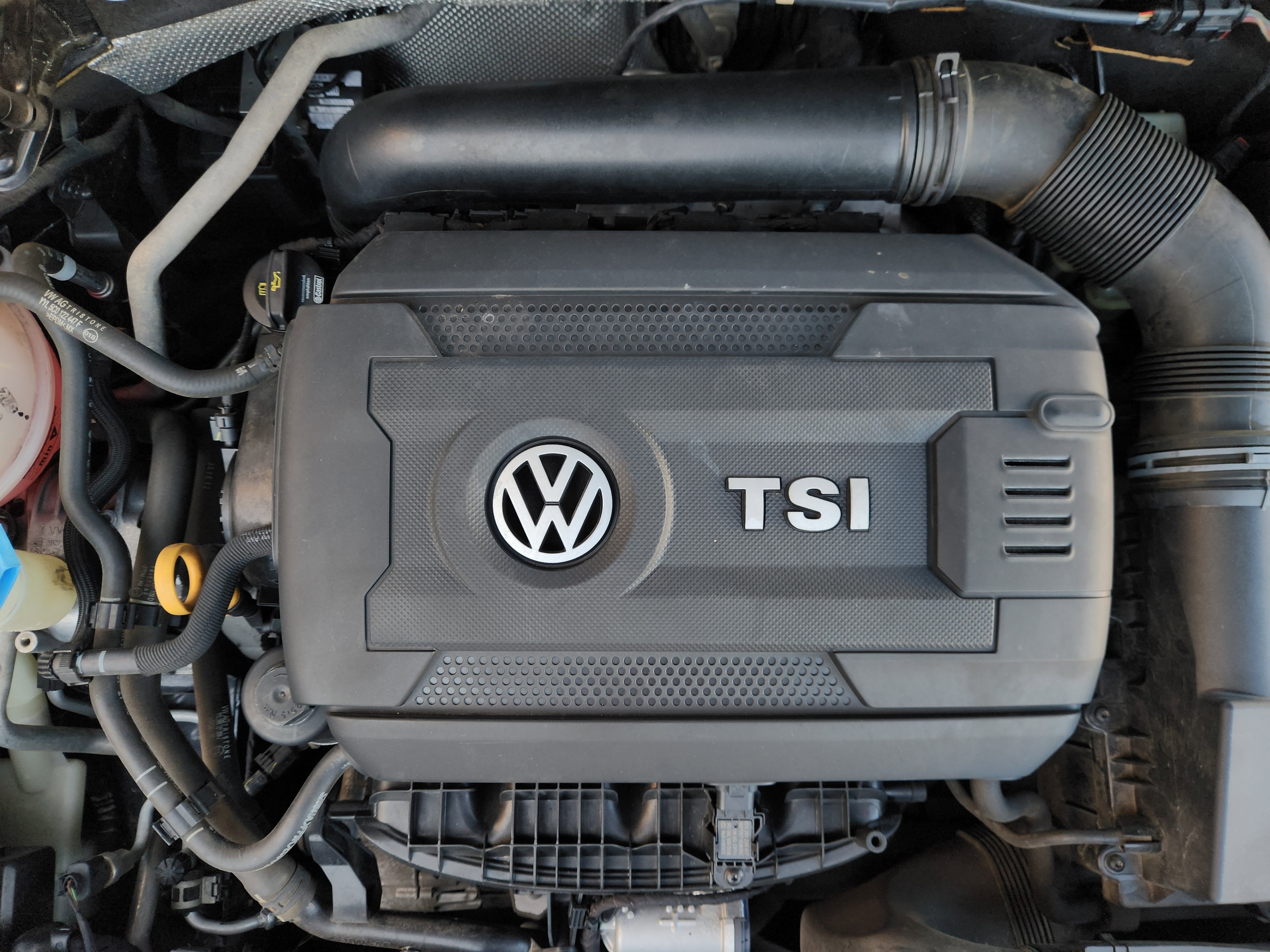 2017 Volkswagen Passat R-Line w/Comfort Pkg