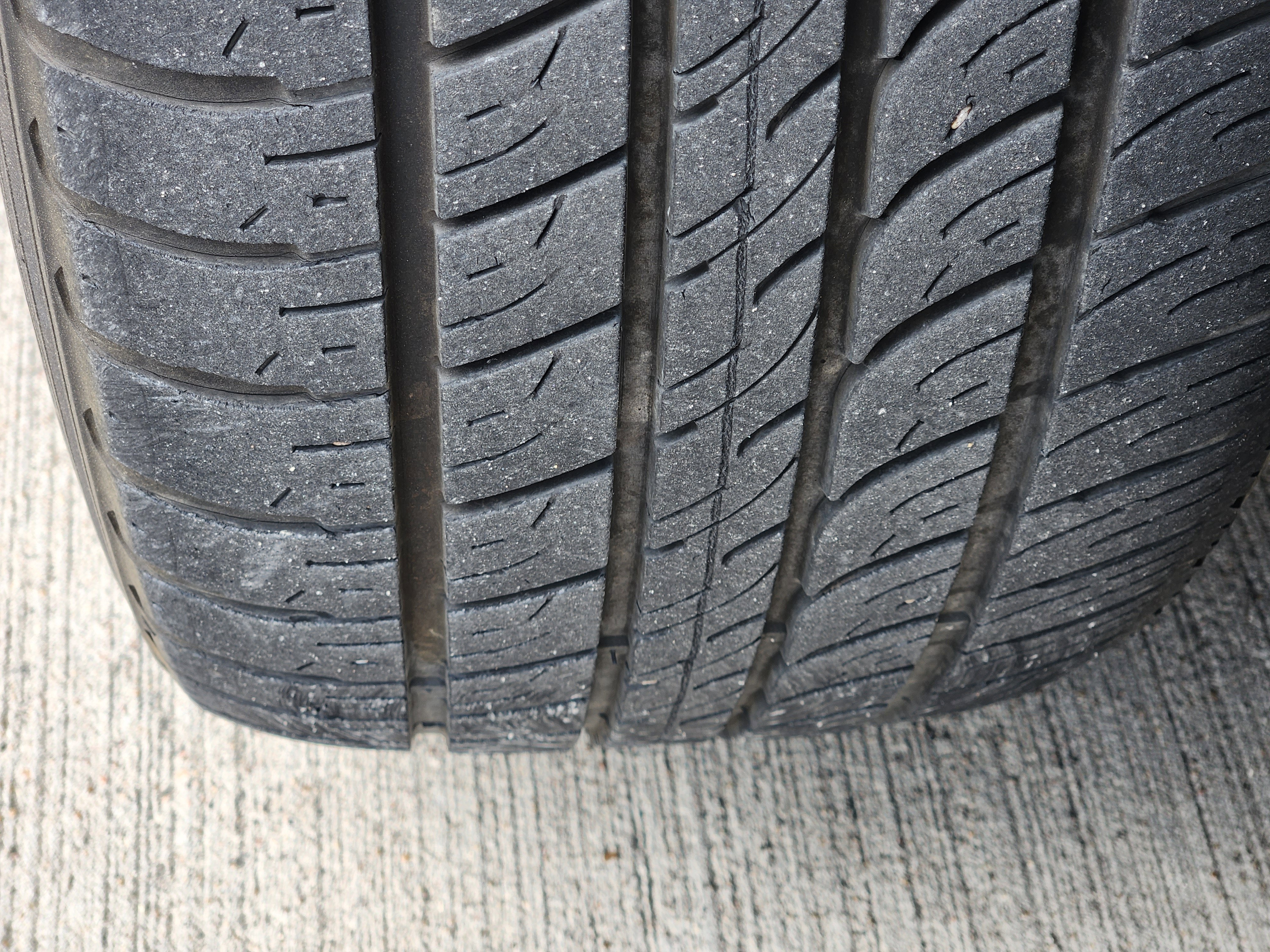 2013 Dodge Challenger Base