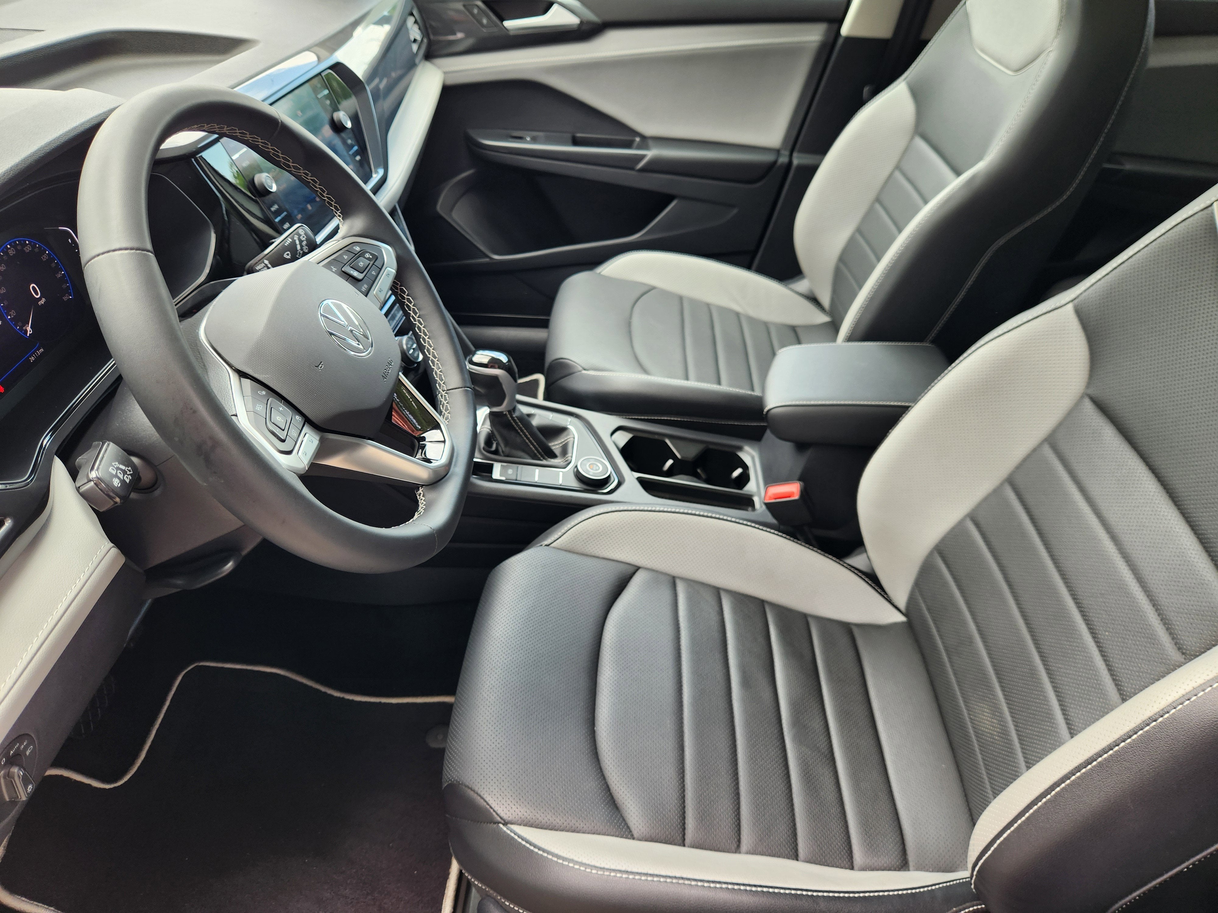 2023 Volkswagen Taos SEL