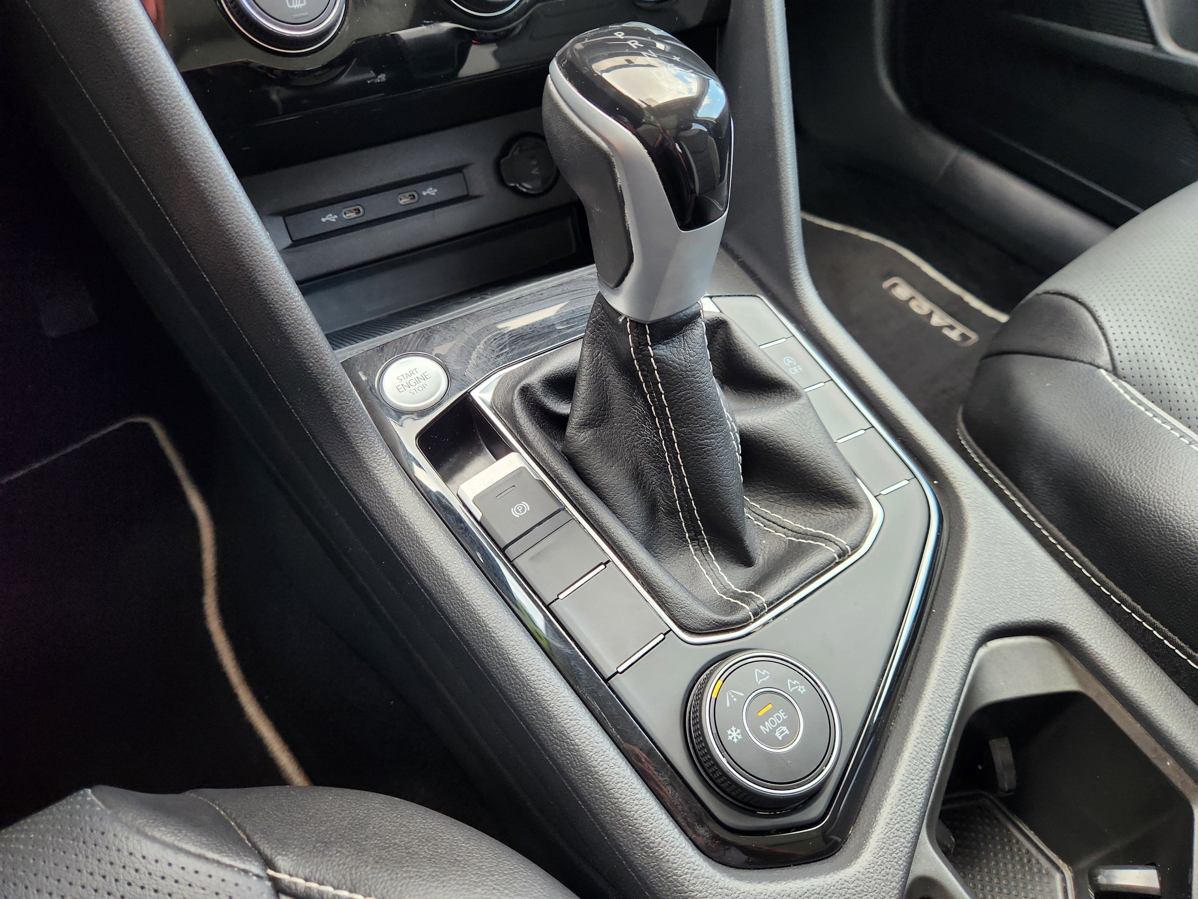 2023 Volkswagen Taos SEL