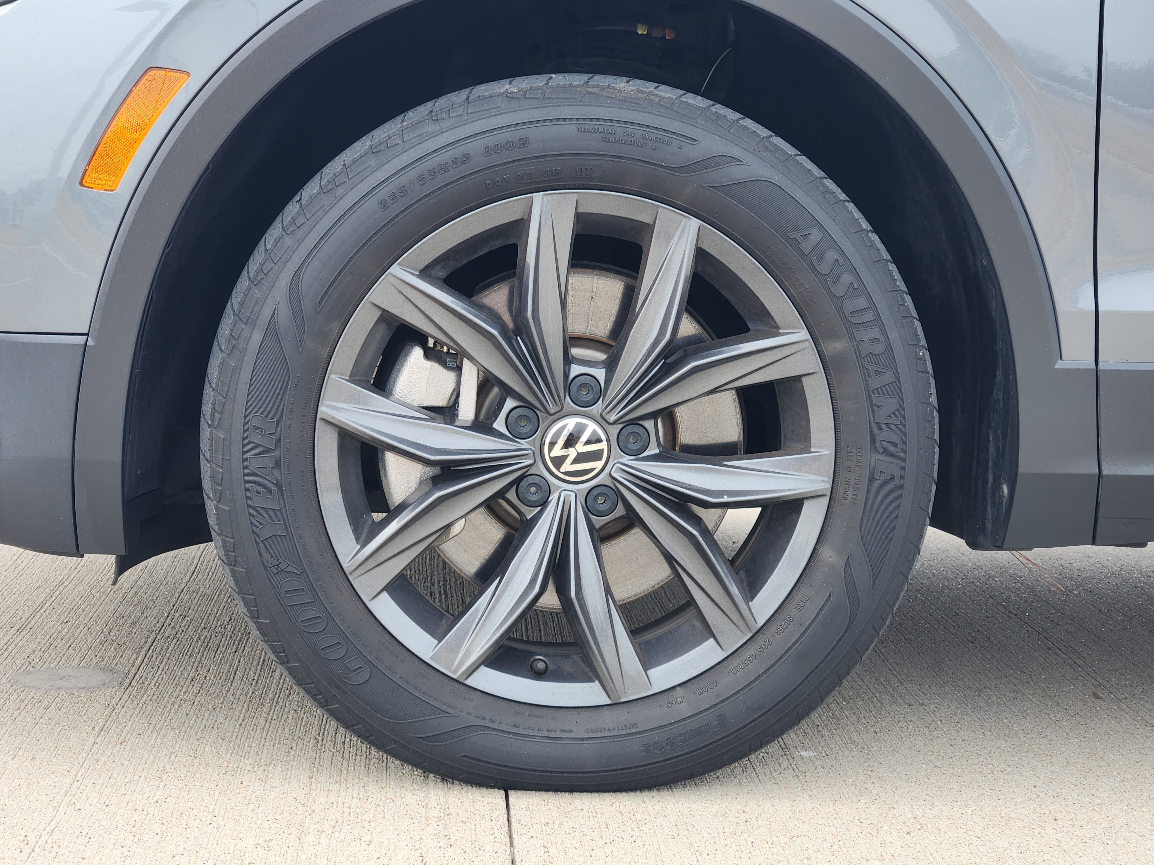 2023 Volkswagen Tiguan SE