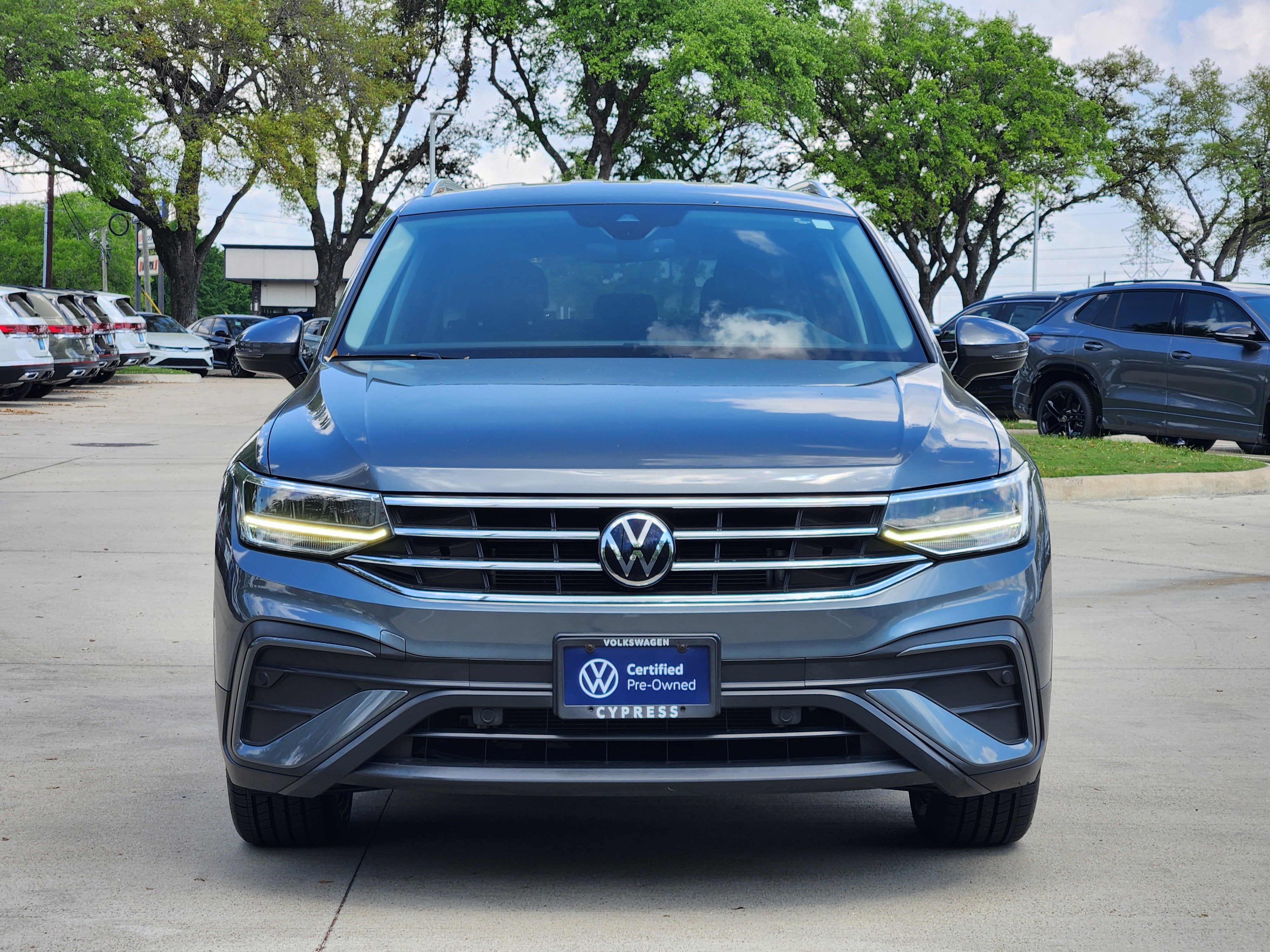 2023 Volkswagen Tiguan SE