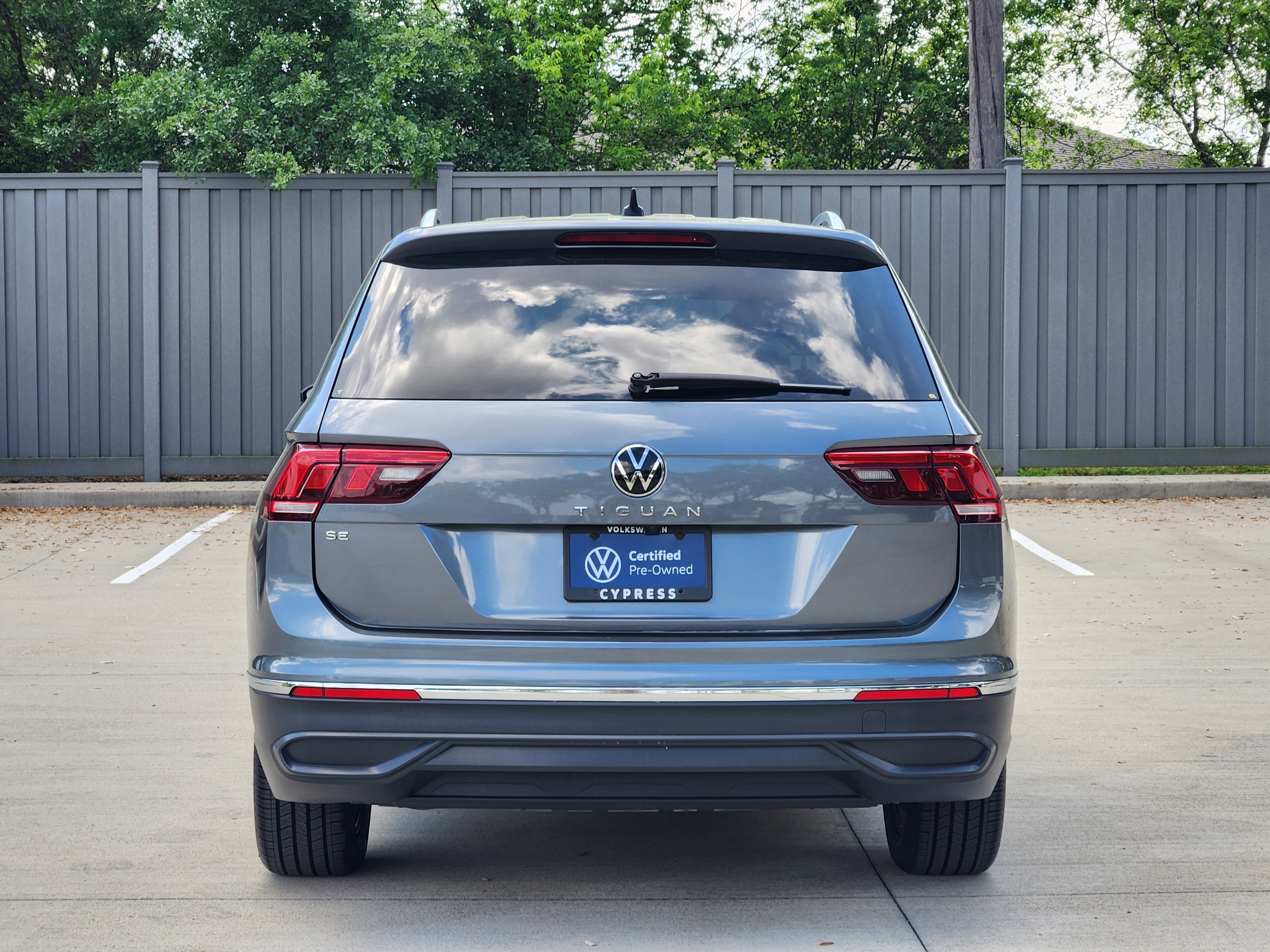 2023 Volkswagen Tiguan SE
