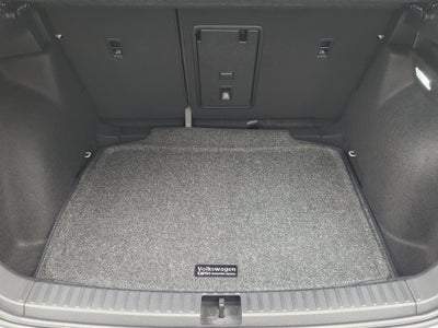 2026 Volkswagen Taos SE Black