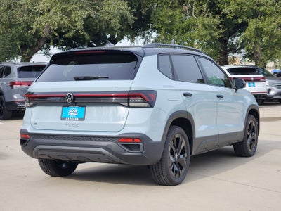 2026 Volkswagen Taos SE Black