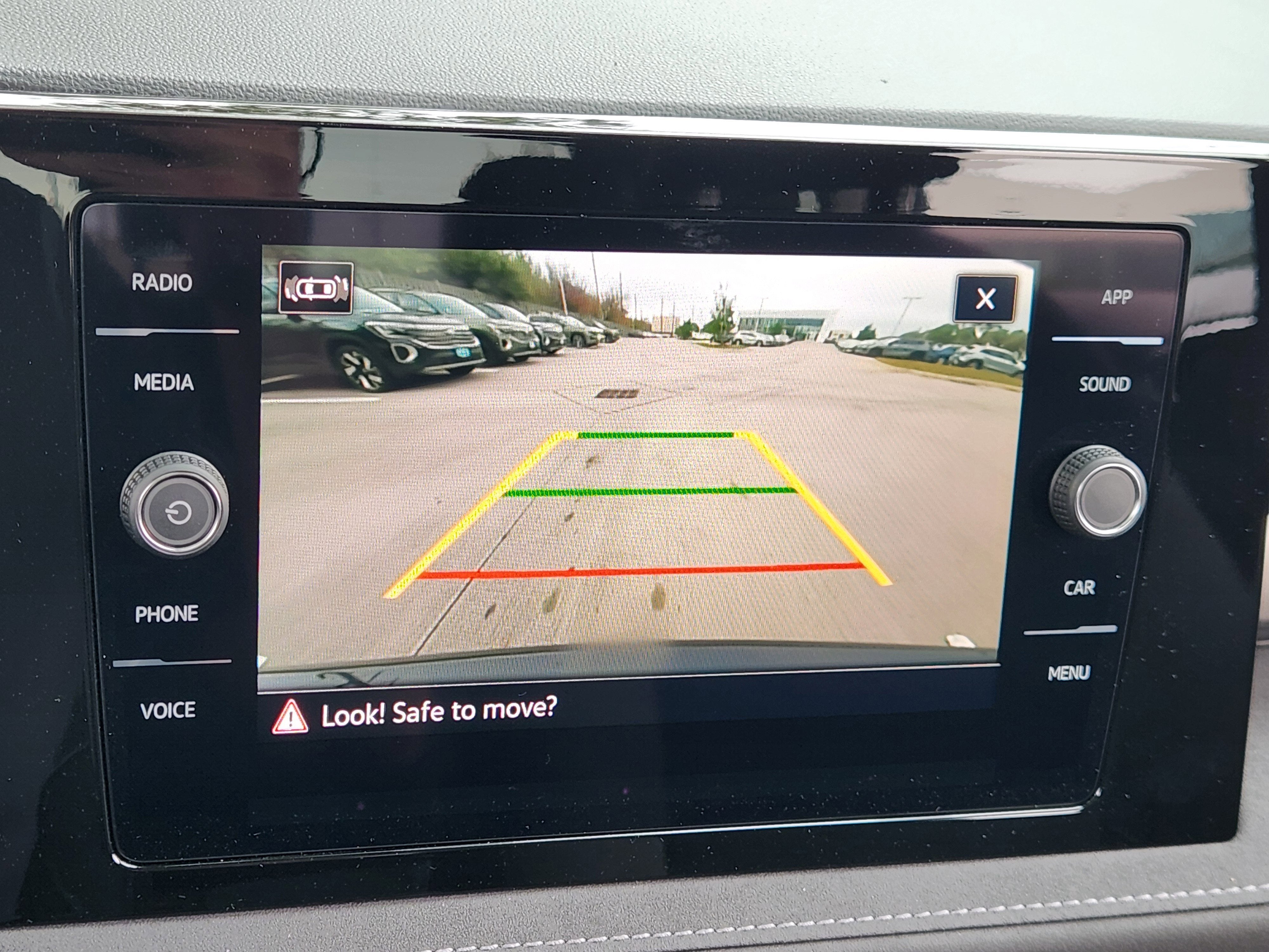 2026 Volkswagen Taos SE Black