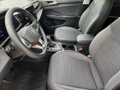 2026 Volkswagen Taos SE Black