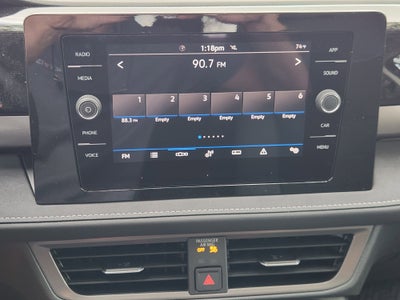 2026 Volkswagen Taos SE Black