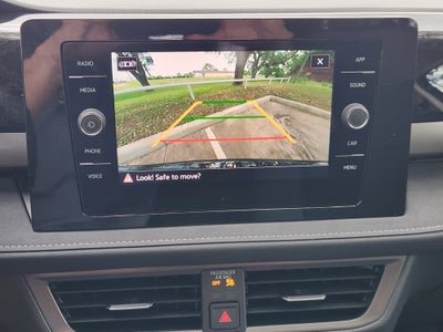 2026 Volkswagen Taos SE Black