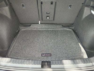 2026 Volkswagen Taos SE Black