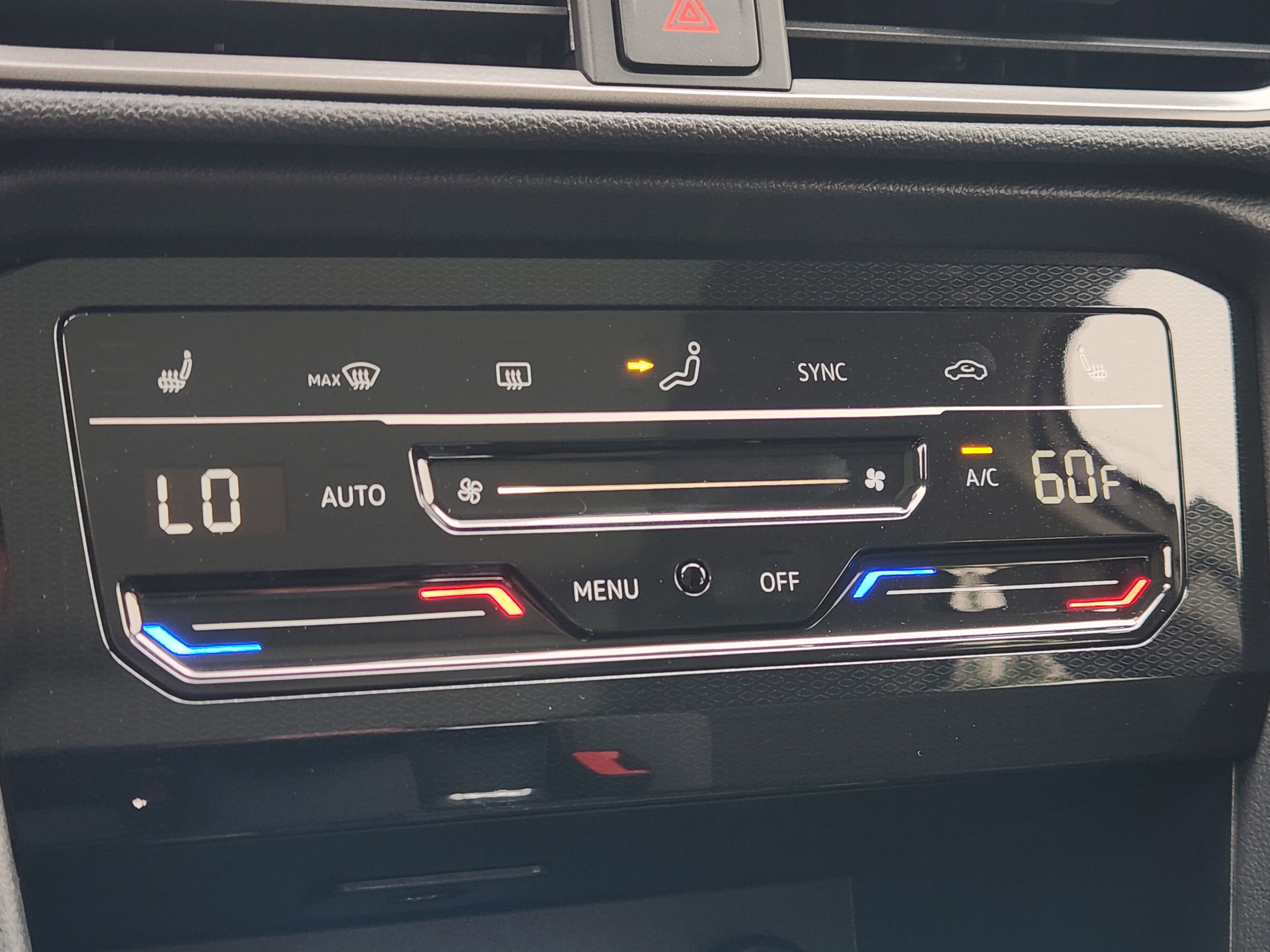 2026 Volkswagen Taos SE Black