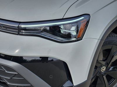 2026 Volkswagen Taos SE Black