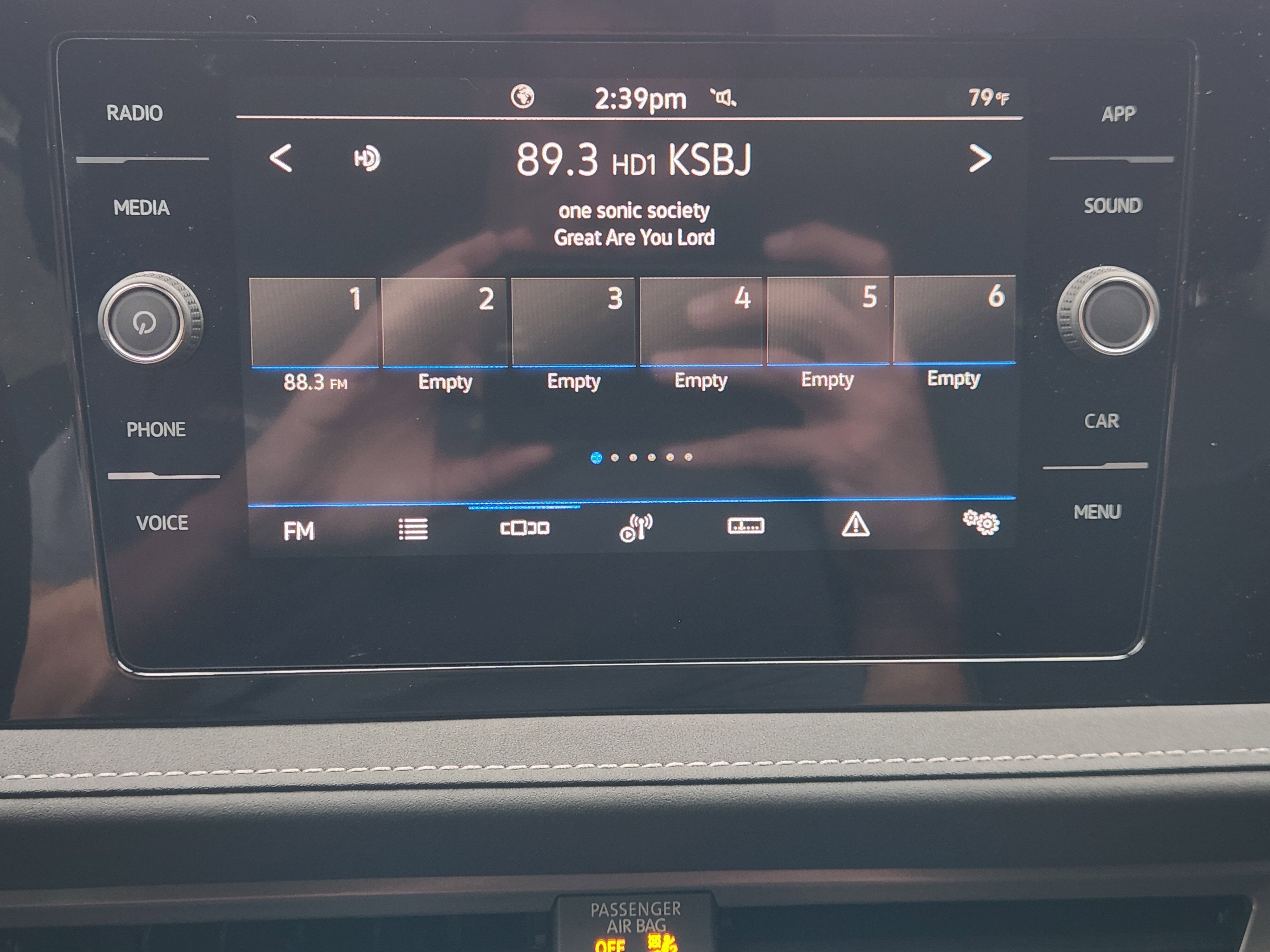 2026 Volkswagen Taos SE Black