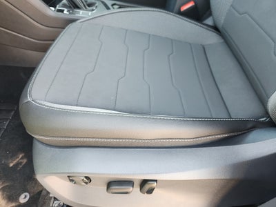2027 Volkswagen Taos SE Black