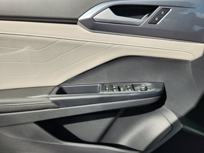 2026 Volkswagen Taos SEL