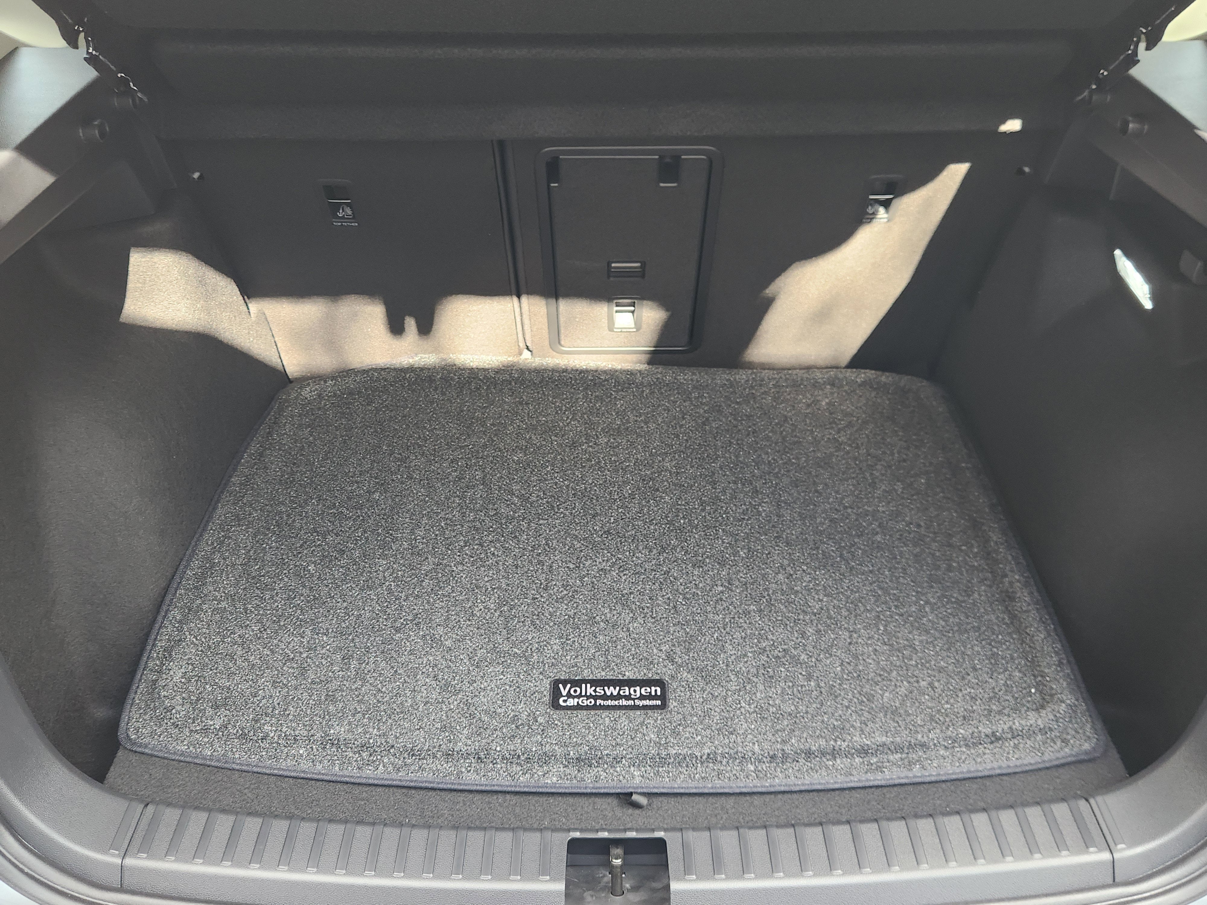 2026 Volkswagen Taos SEL