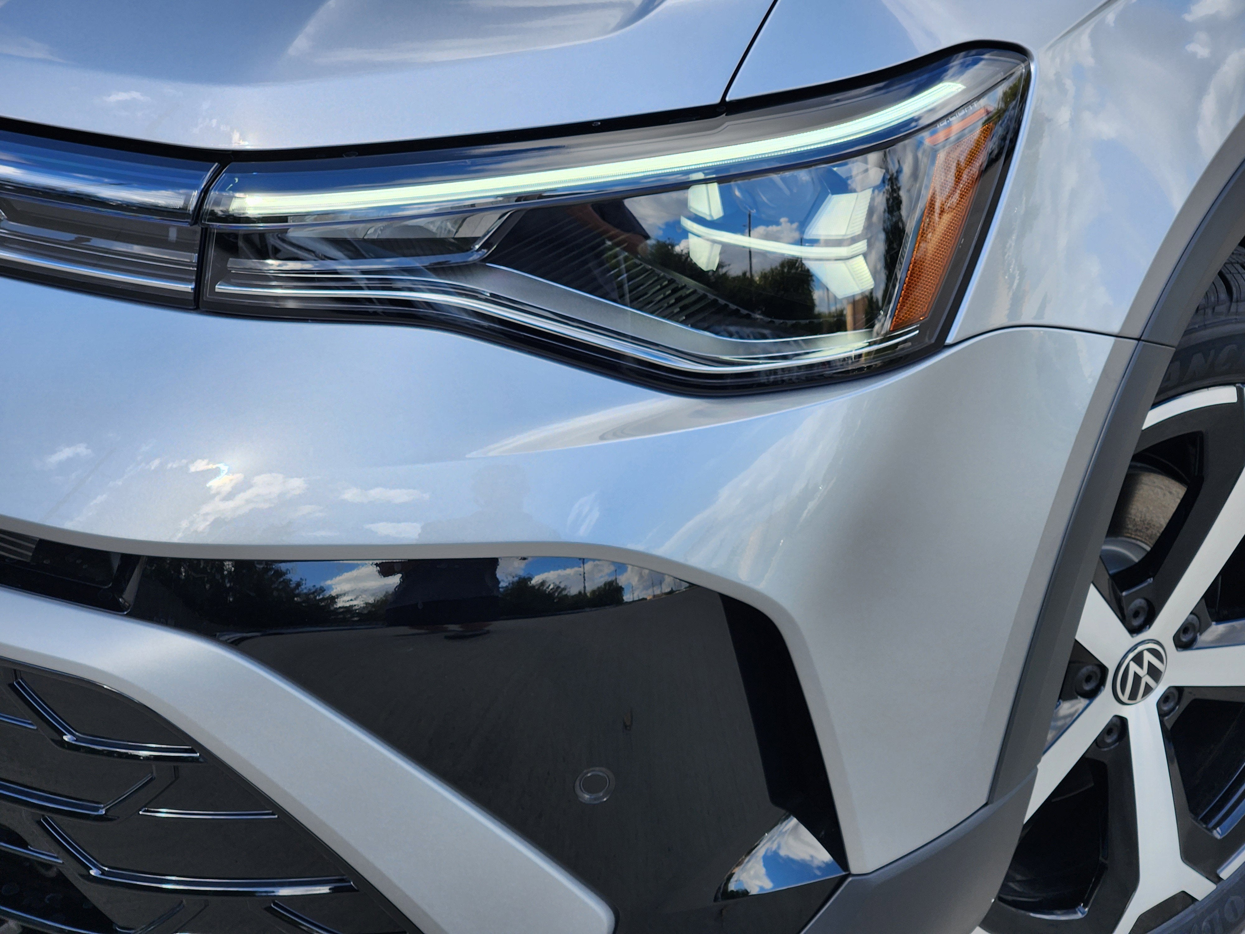 2026 Volkswagen Taos SEL