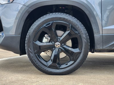 2025 Volkswagen Taos SEL