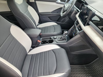 2025 Volkswagen Taos SEL