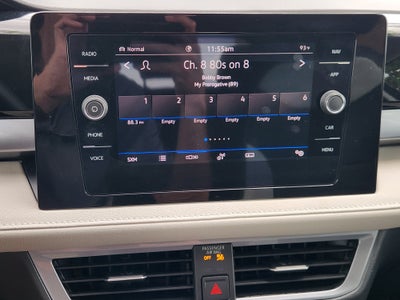 2025 Volkswagen Taos SEL